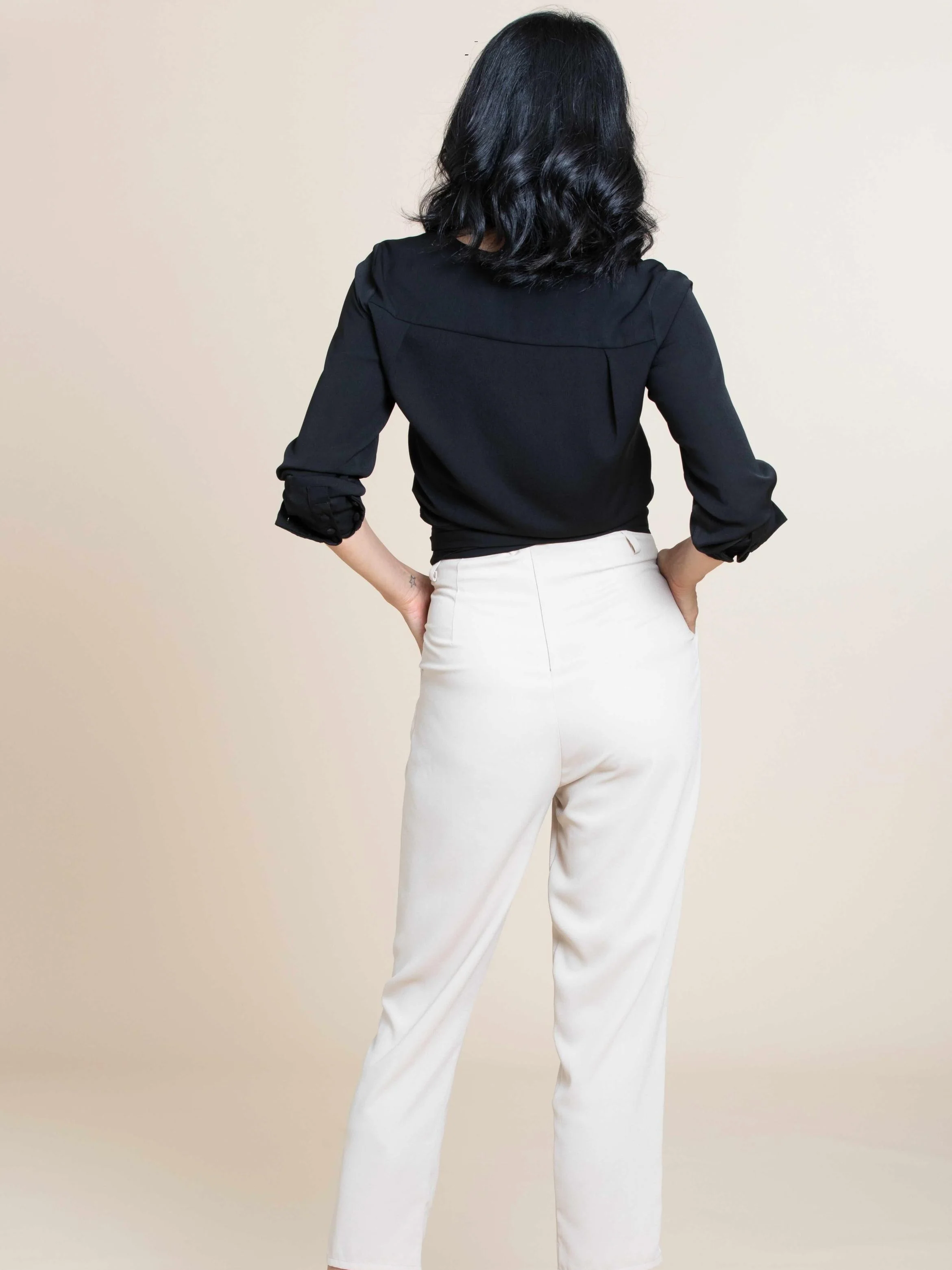 Alexa Wrap In Black CSN - Image 2