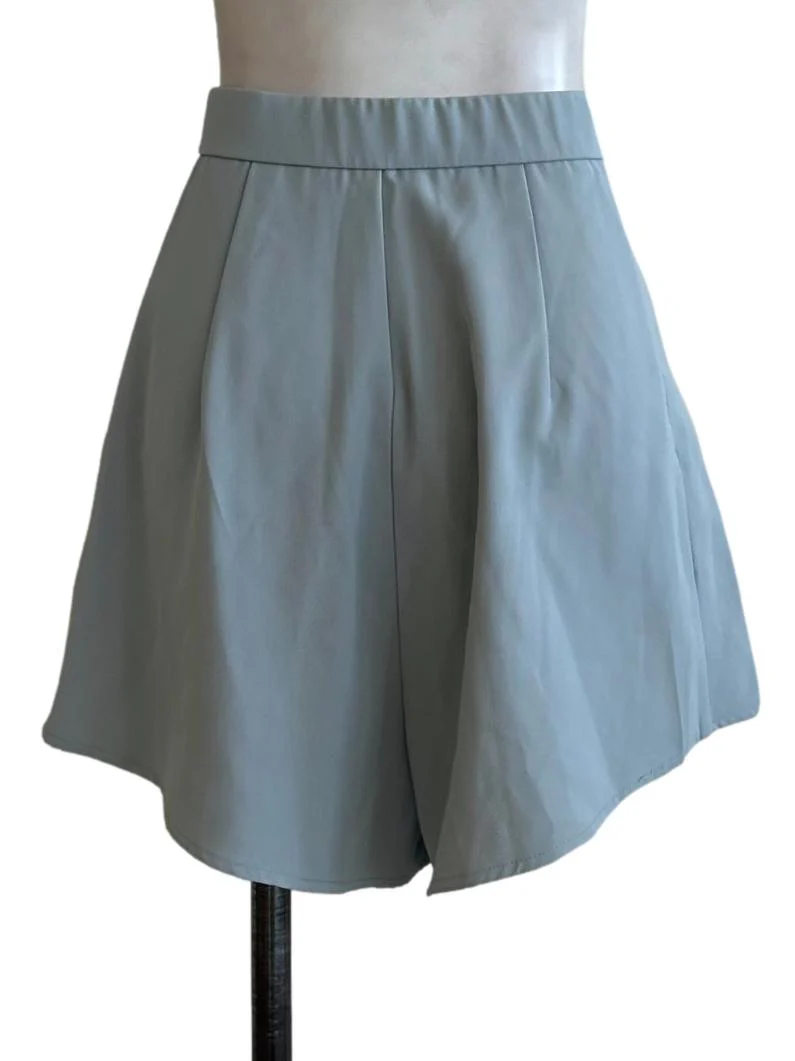 Baby Blue Pleated Shorts - Image 2