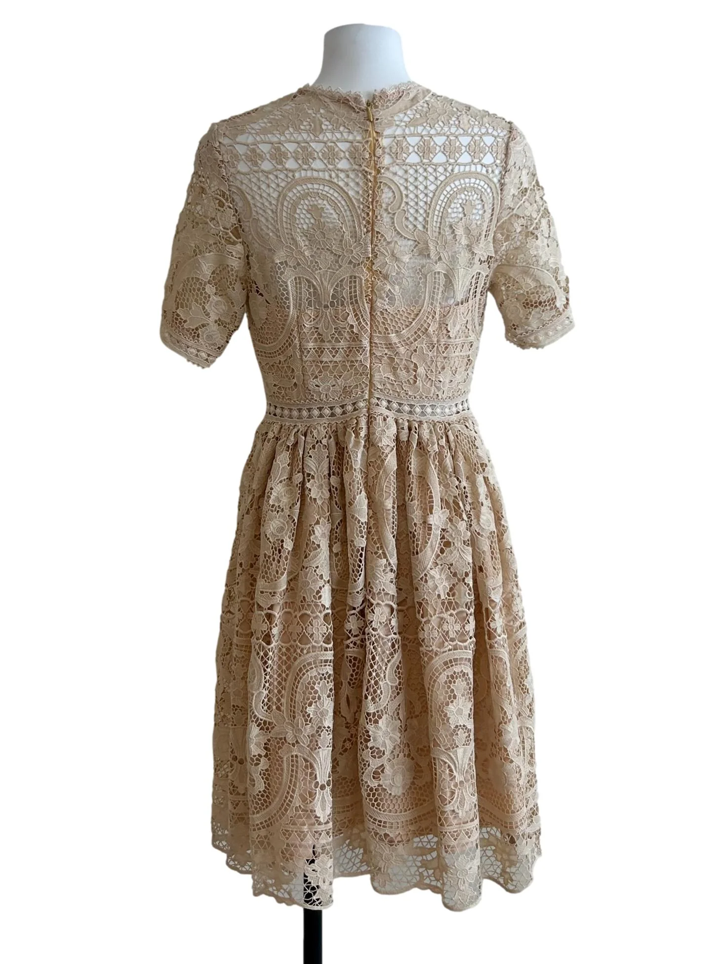 Beige Cream Eyelet Bouffant Dress - Image 2