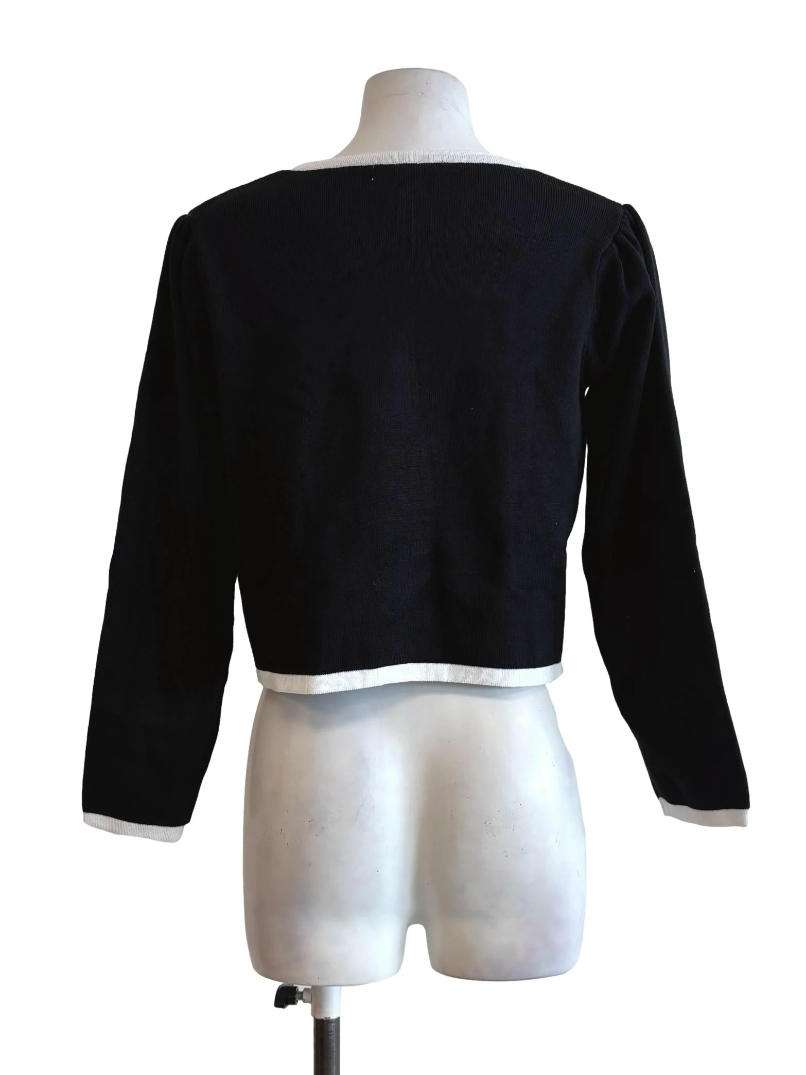 Black And White Border Long Sleeve Knit Top - Image 2