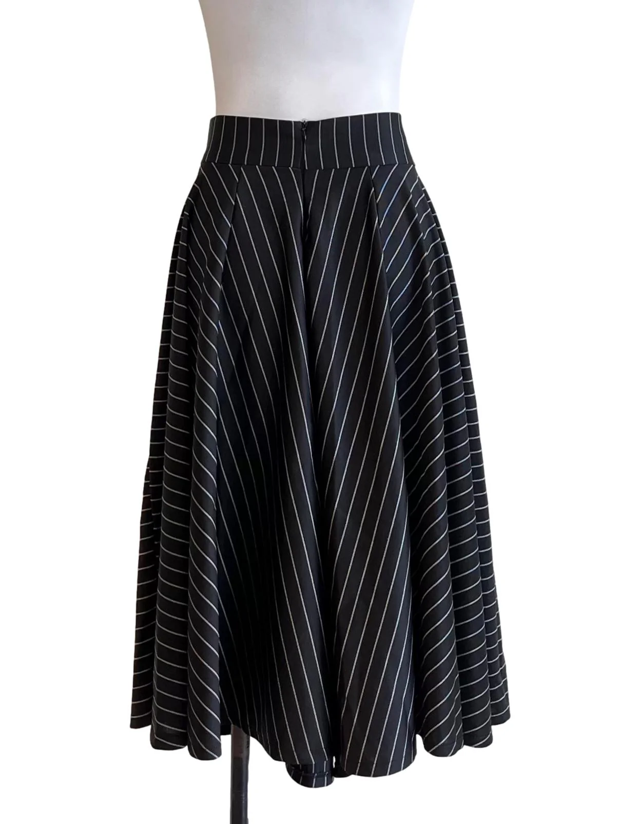 Black And White Pinstripe Circle Skirt - Image 2