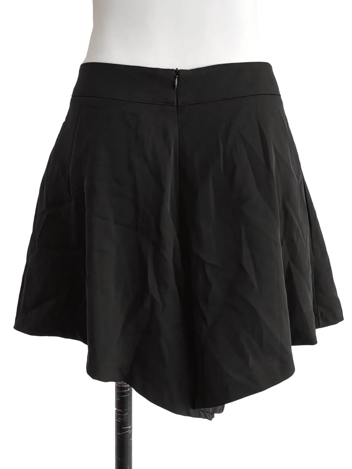 Black Casual Wide Shorts - Image 2