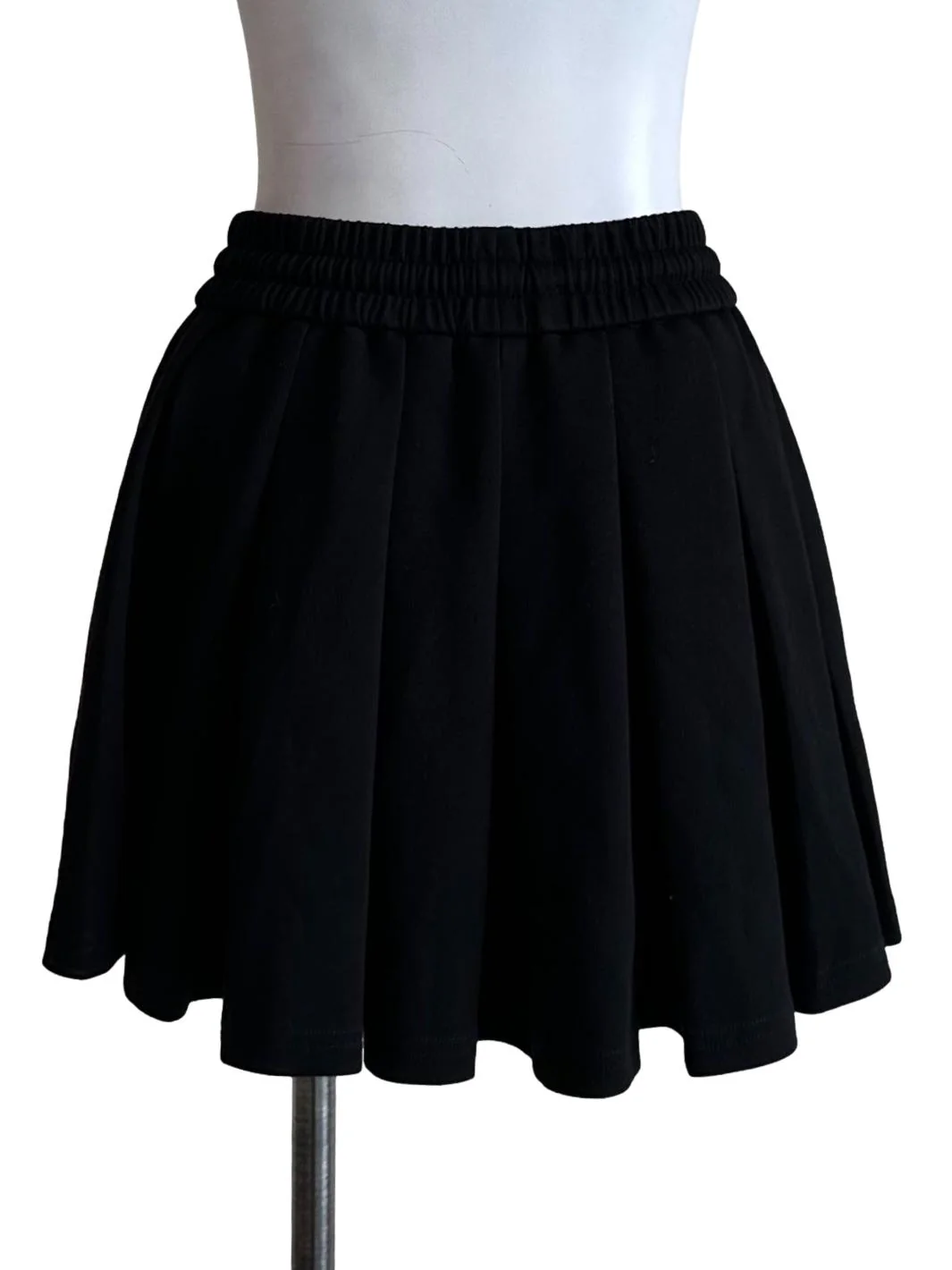 Black Pleated Skort - Image 2