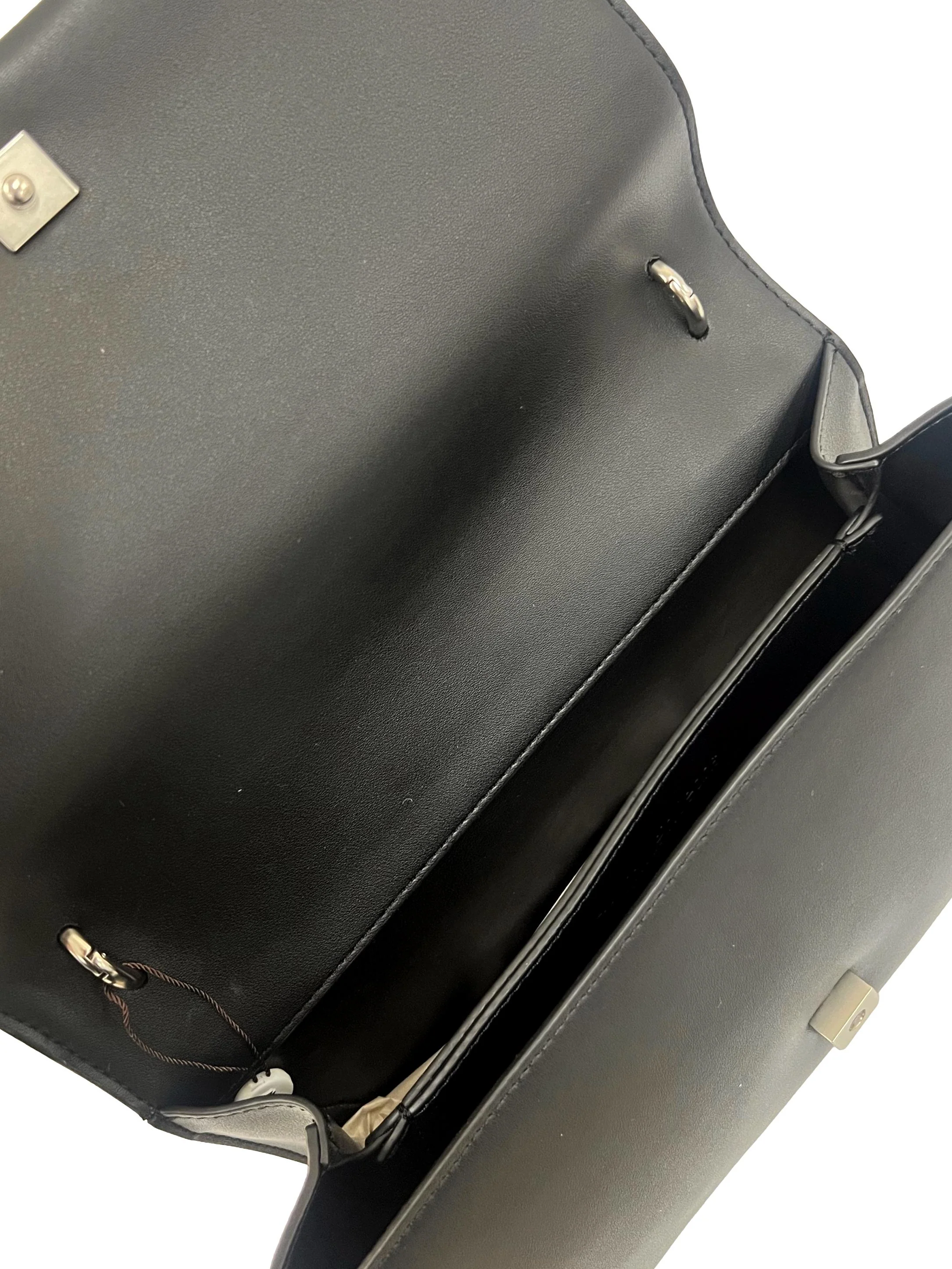 Black Sculpted Flap Crossbody Bag Csn - Image 3