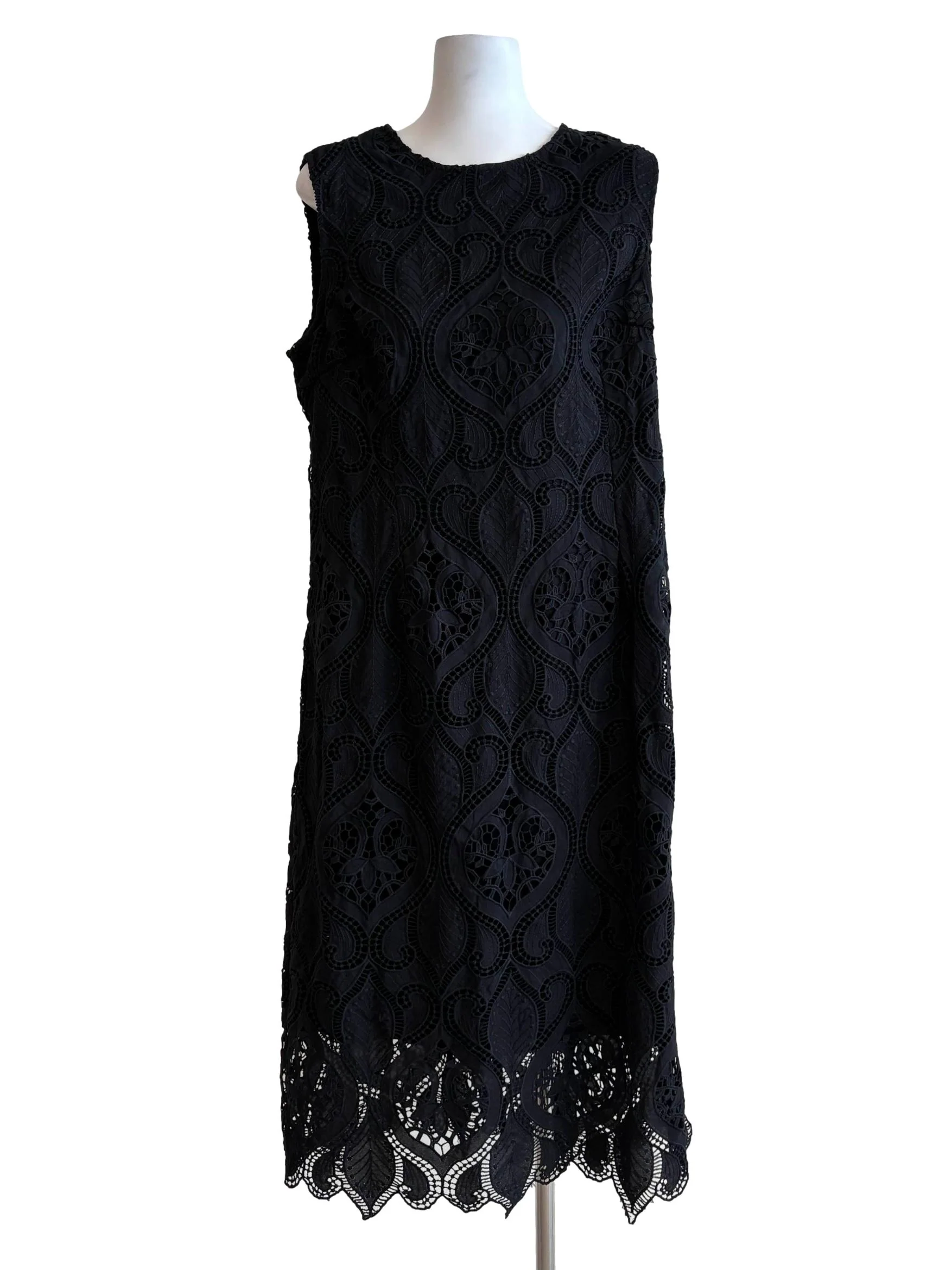Black Sleeveless Embroidered Dress