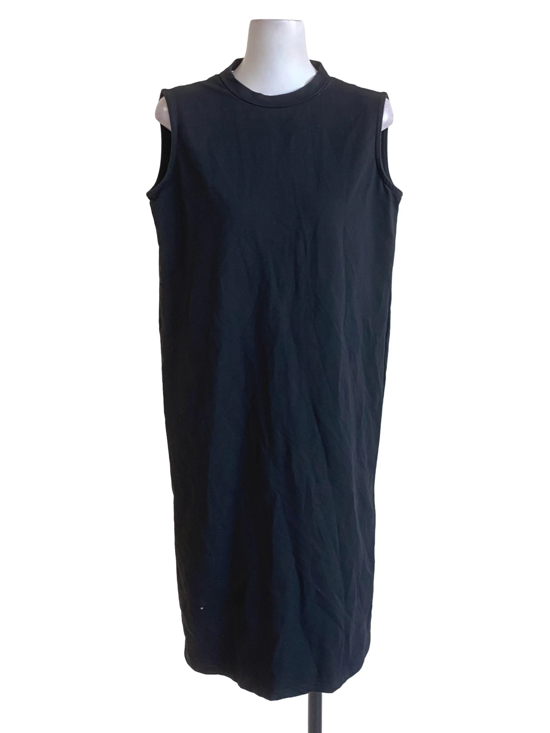 Black Sleeveless Halter Back Shift Dress TEM