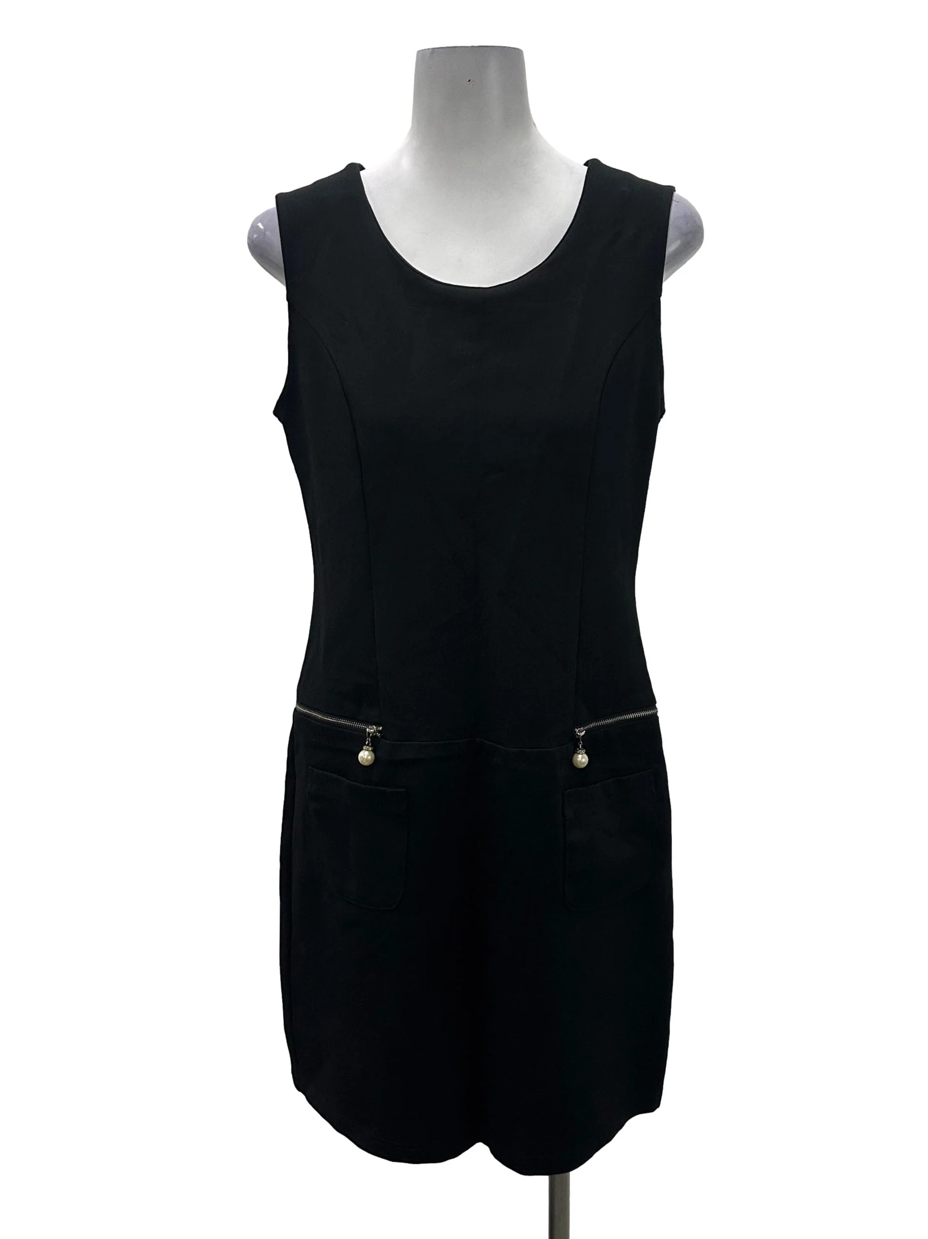 Black Sleeveless Sheath Dress
