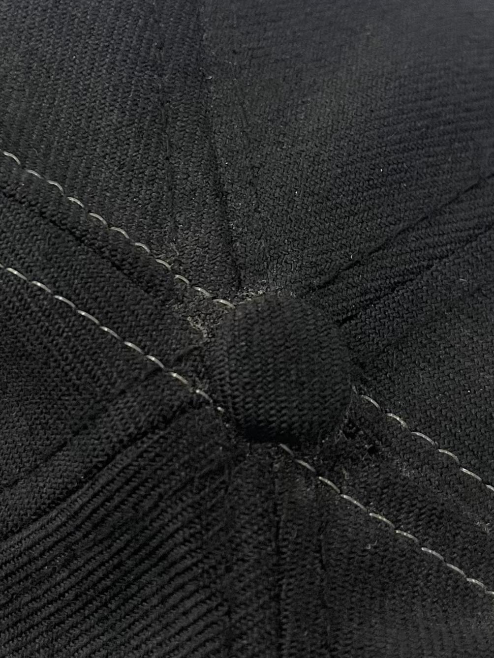 Black With Bomb Graphic Embroidery Snapback Cap - Image 5