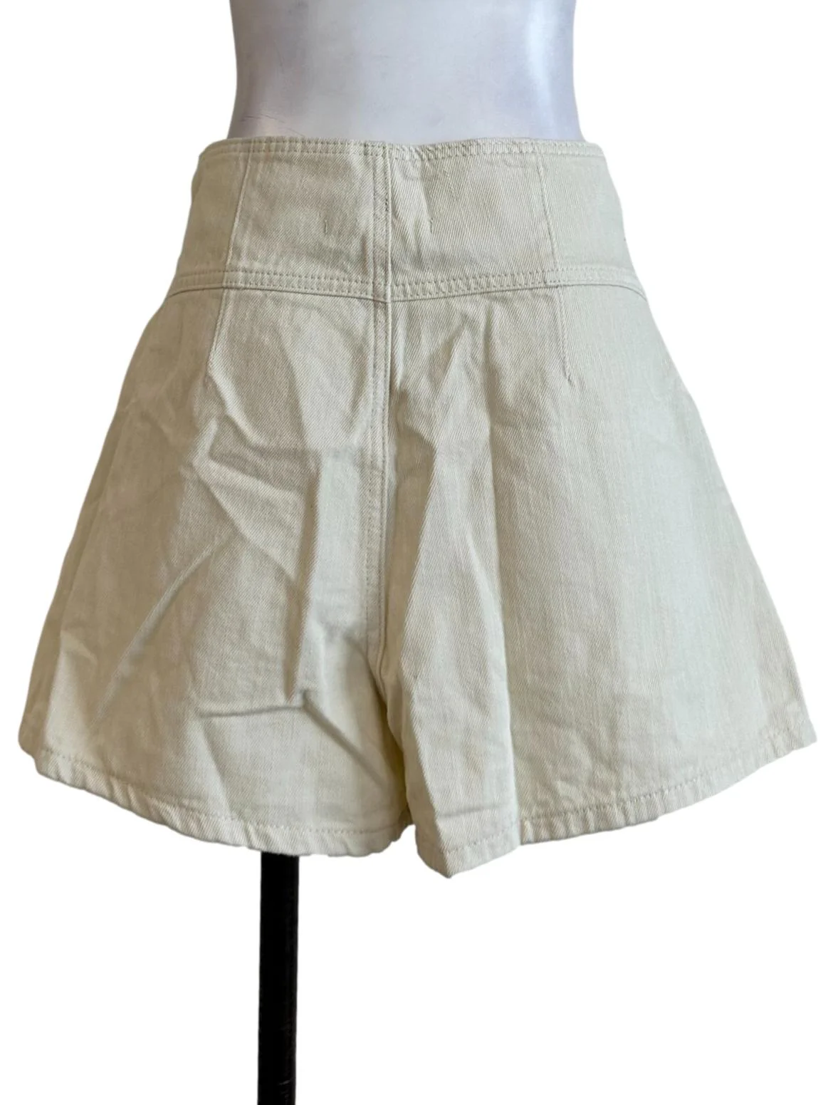Blonde Yellow Short - Image 2