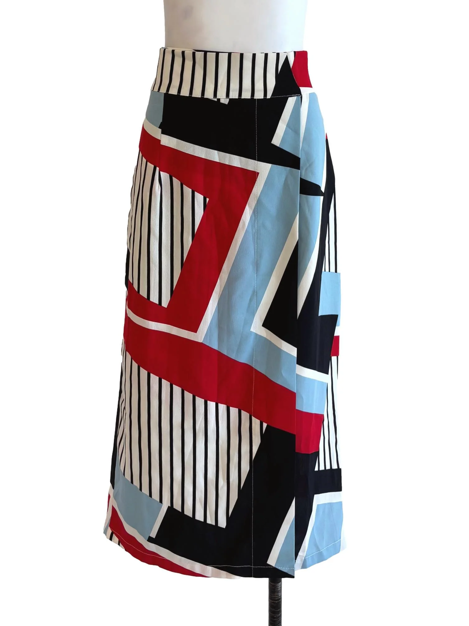 Blue And Red Patterned White Skirt LB