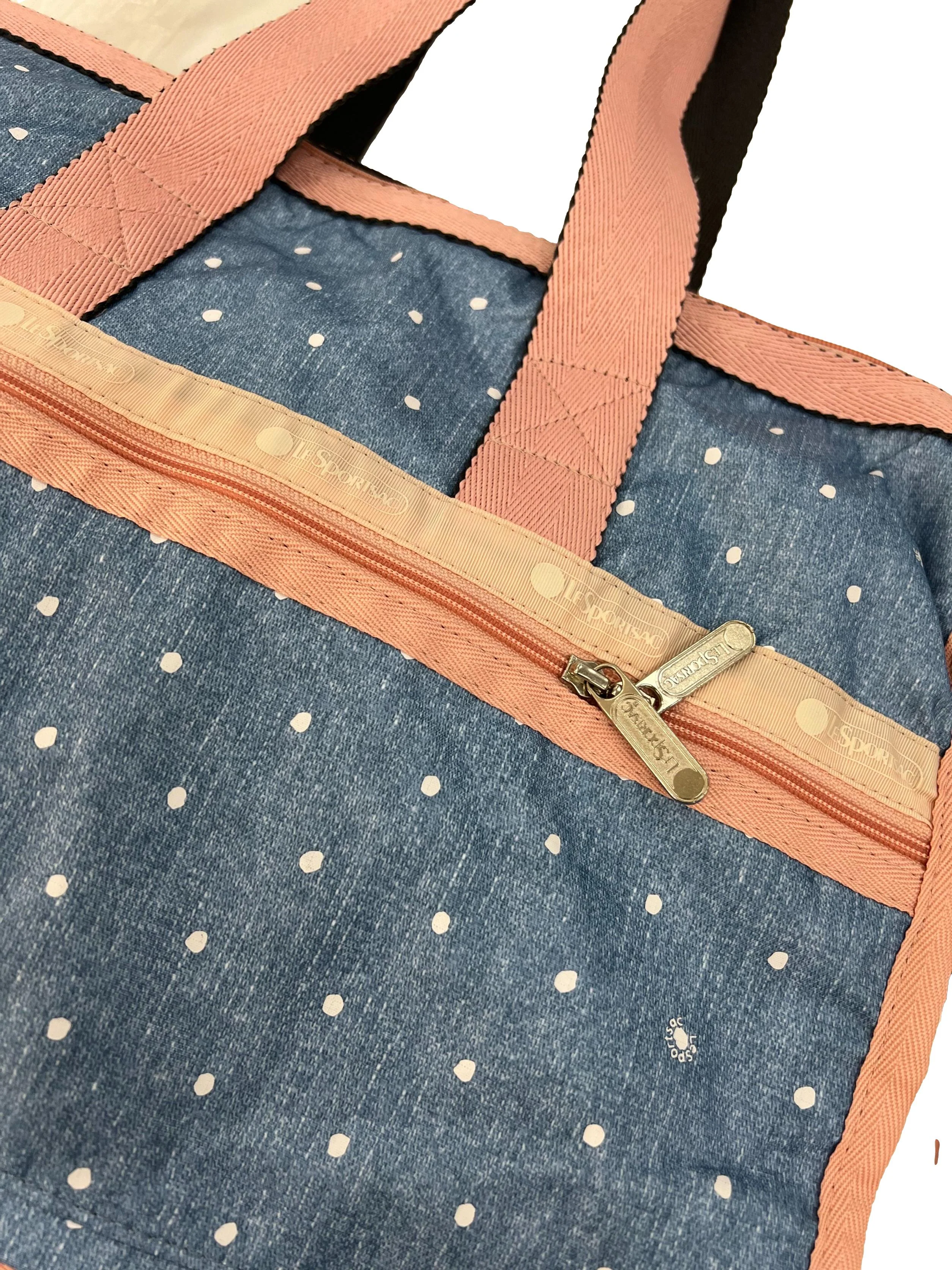 Blue Denim Print With Pink Border Deluxe Med Weekender Bag - Image 3