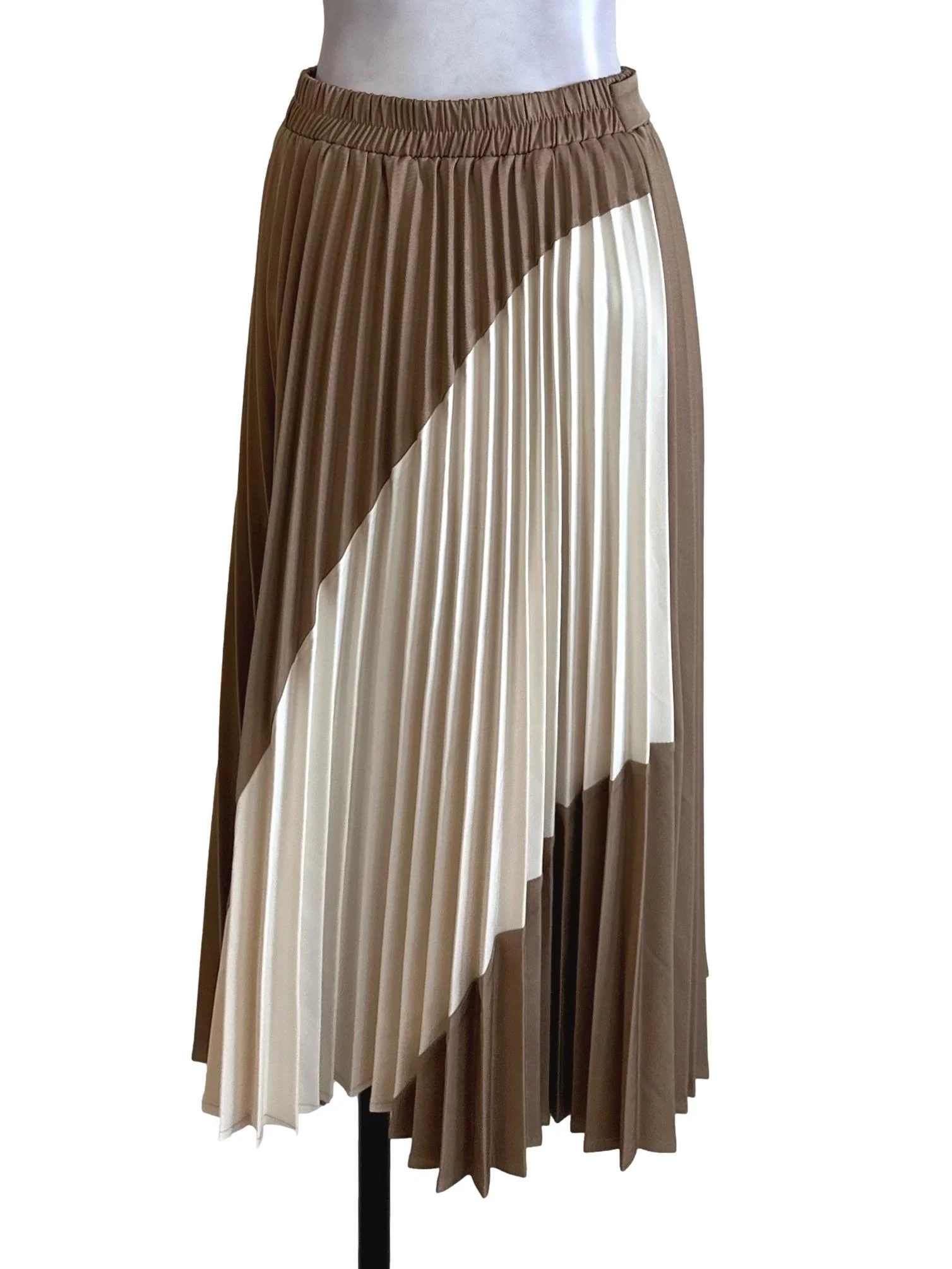 Brown Cream Pleated Strap Skirt - Image 2