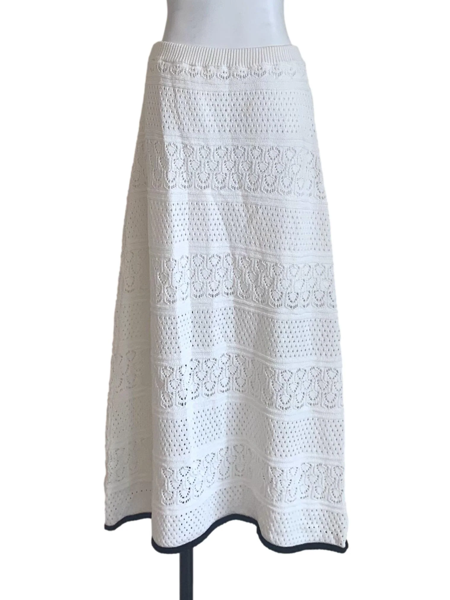 Cotton White Embroidery Pattern Skirt LB - Image 2