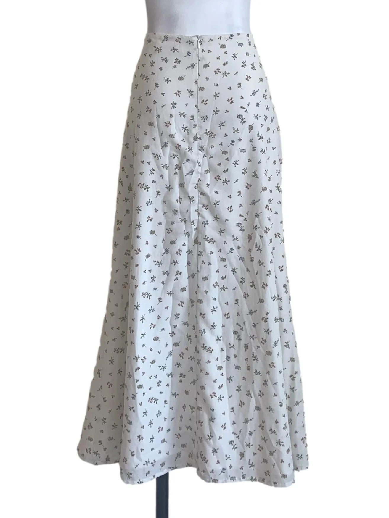Cotton White Floral Pattern Skirt TTR - Image 2