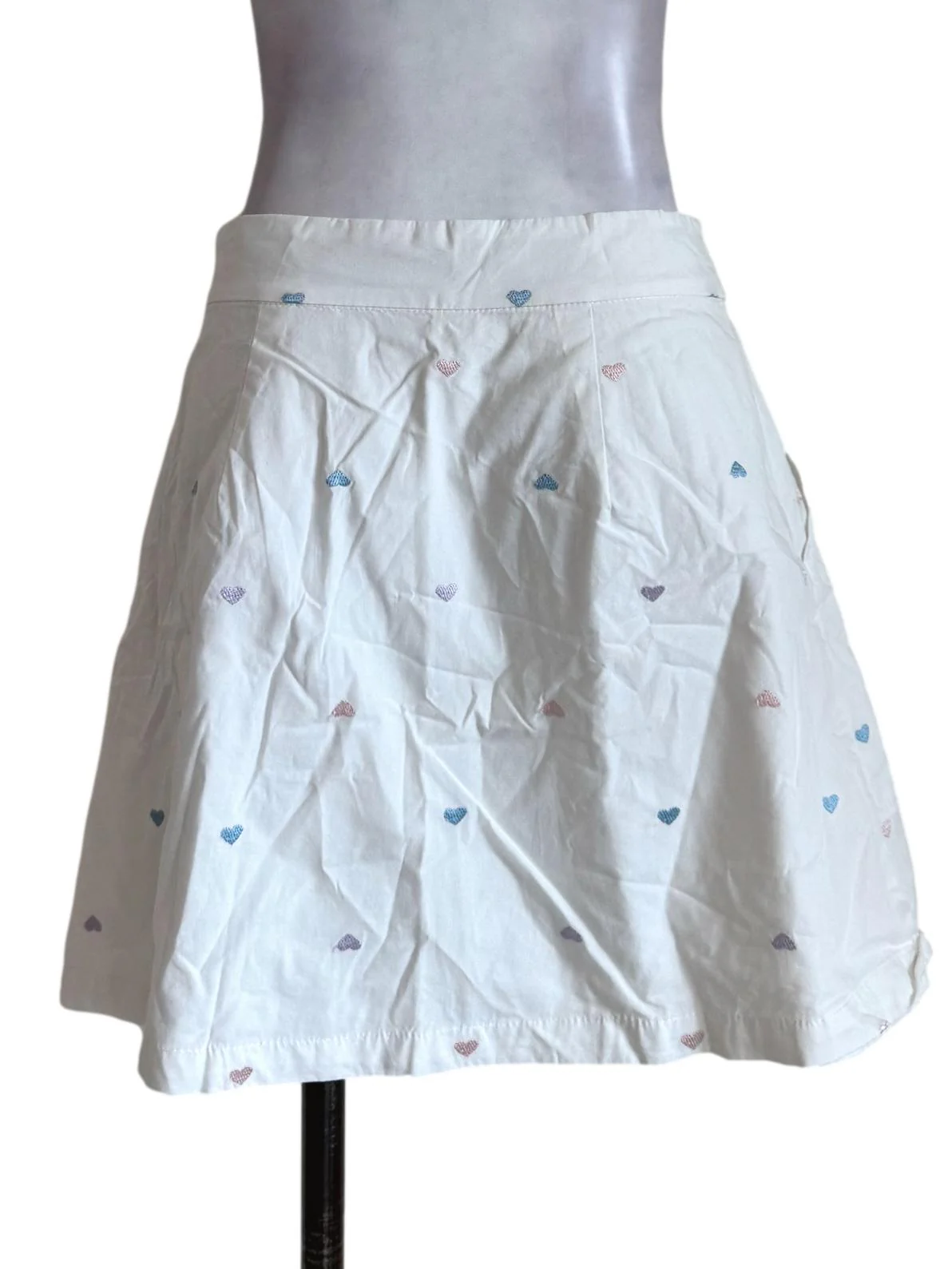 Cotton White With Heart Shape Embroidery Mini Skirt - Image 2