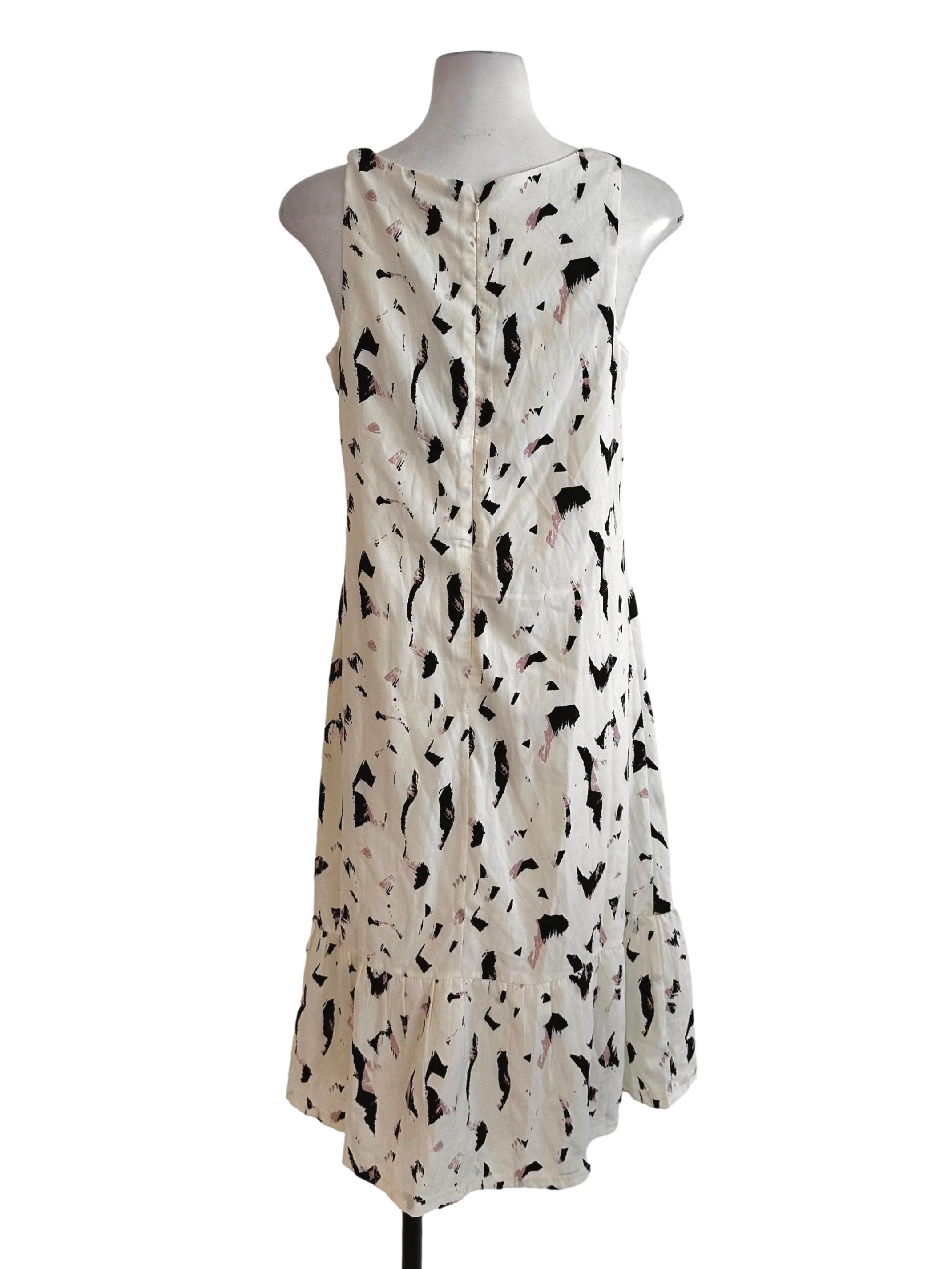 Cream Beige Pattern V Neck Dress - Image 2
