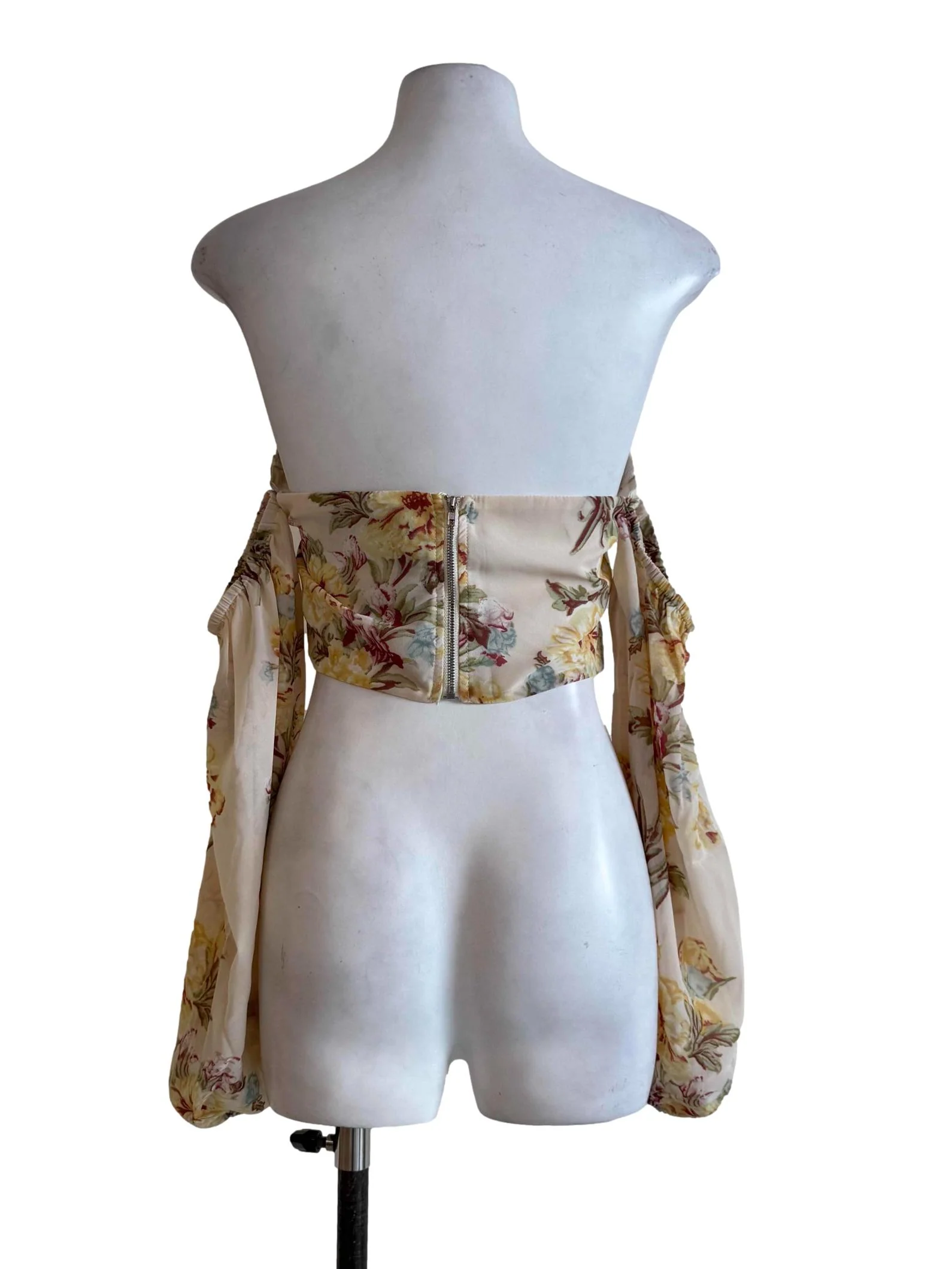 Cream Floral Motifs Padded Crop Top - Image 2
