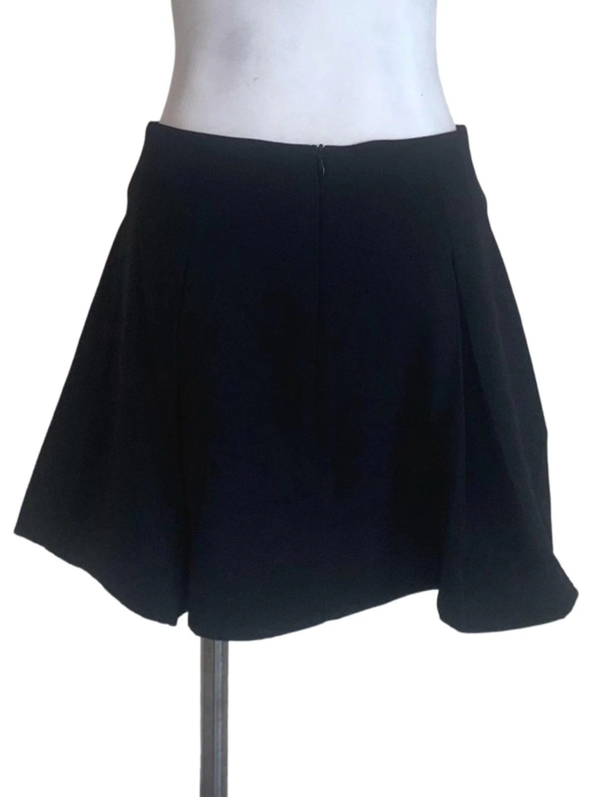 Crow Black Flip Skirt - Image 2