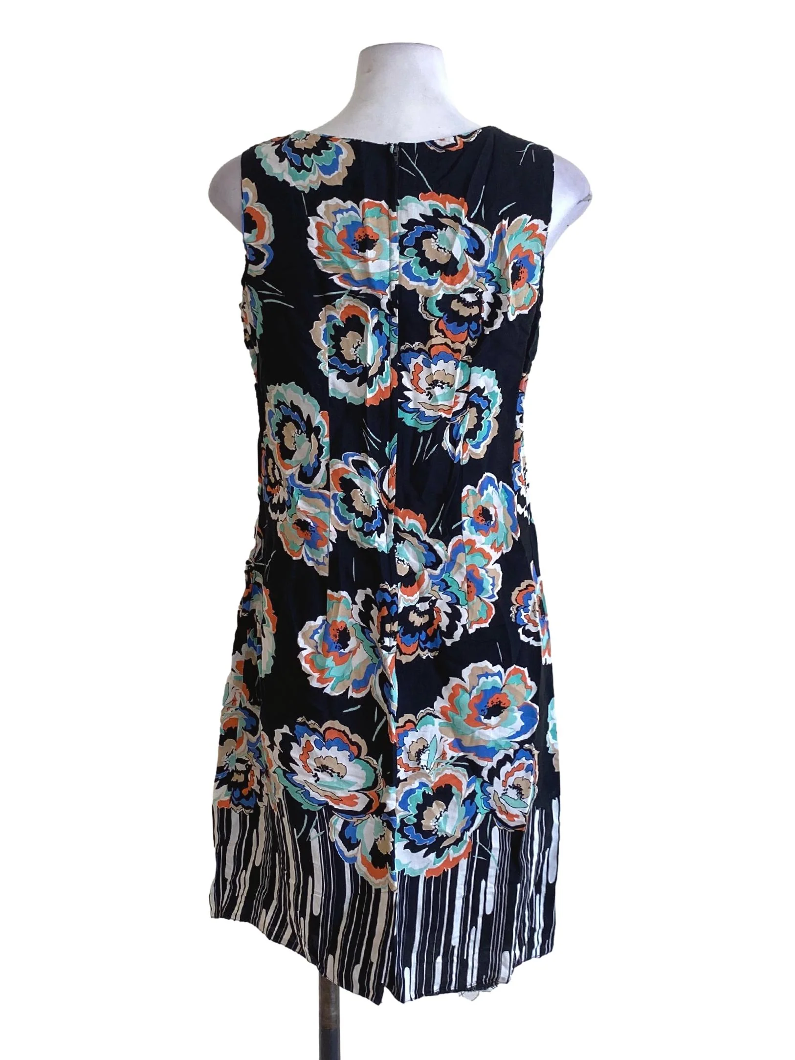 Dark Midnight Blue Floral Printed Round Neck Shift Dress - Image 2