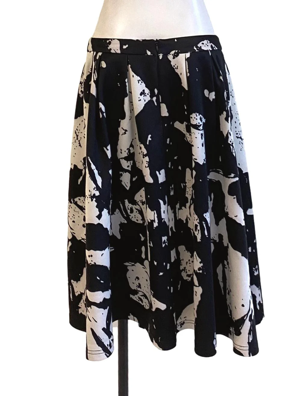 Ebony Black Brushstrokes Abstract A-Line Skirt - Image 2