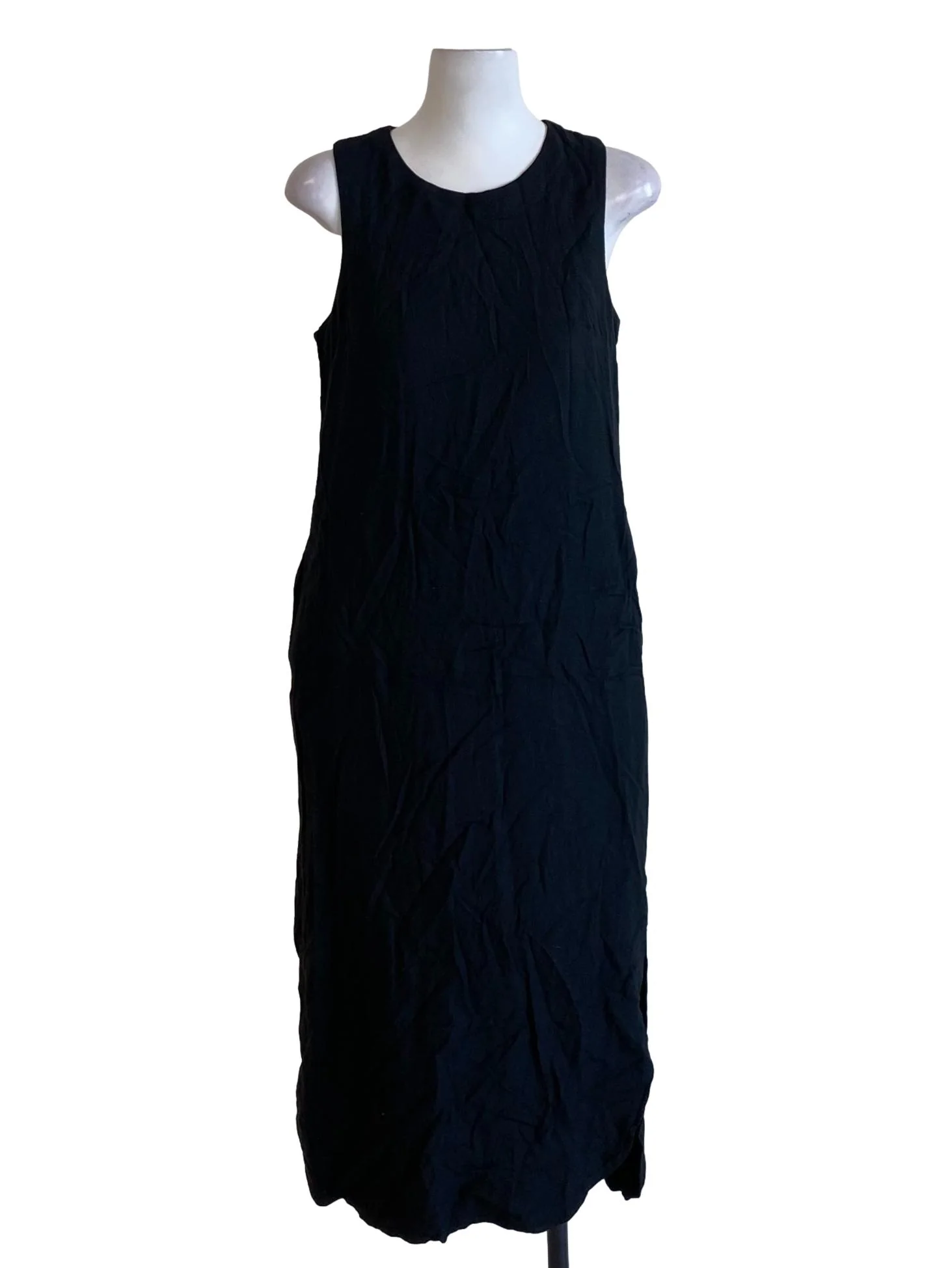 Ebony Black Round Neck Sleeveless Shift Dress