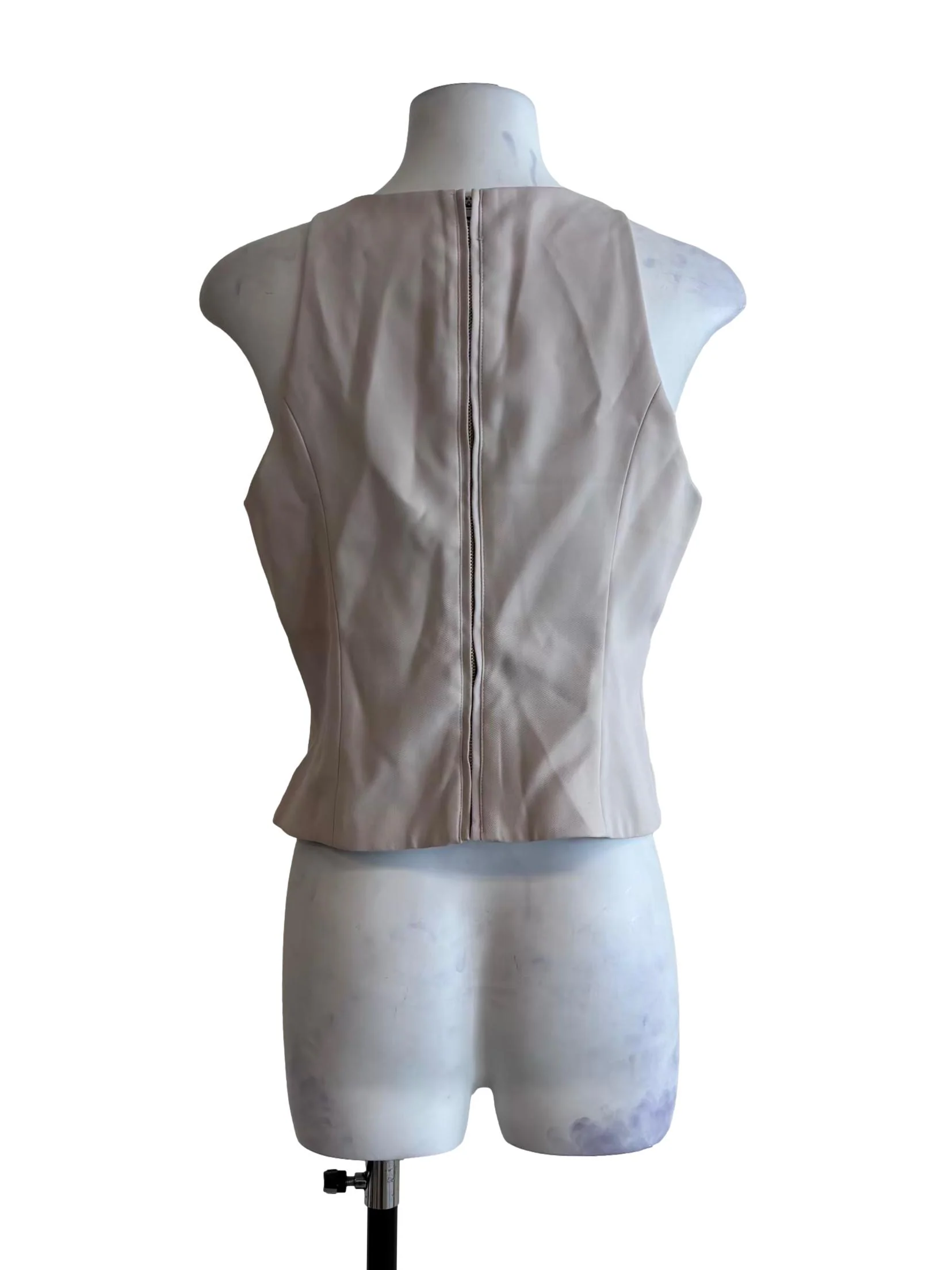 Eggshell Sleeveless Fitted Top - Image 2