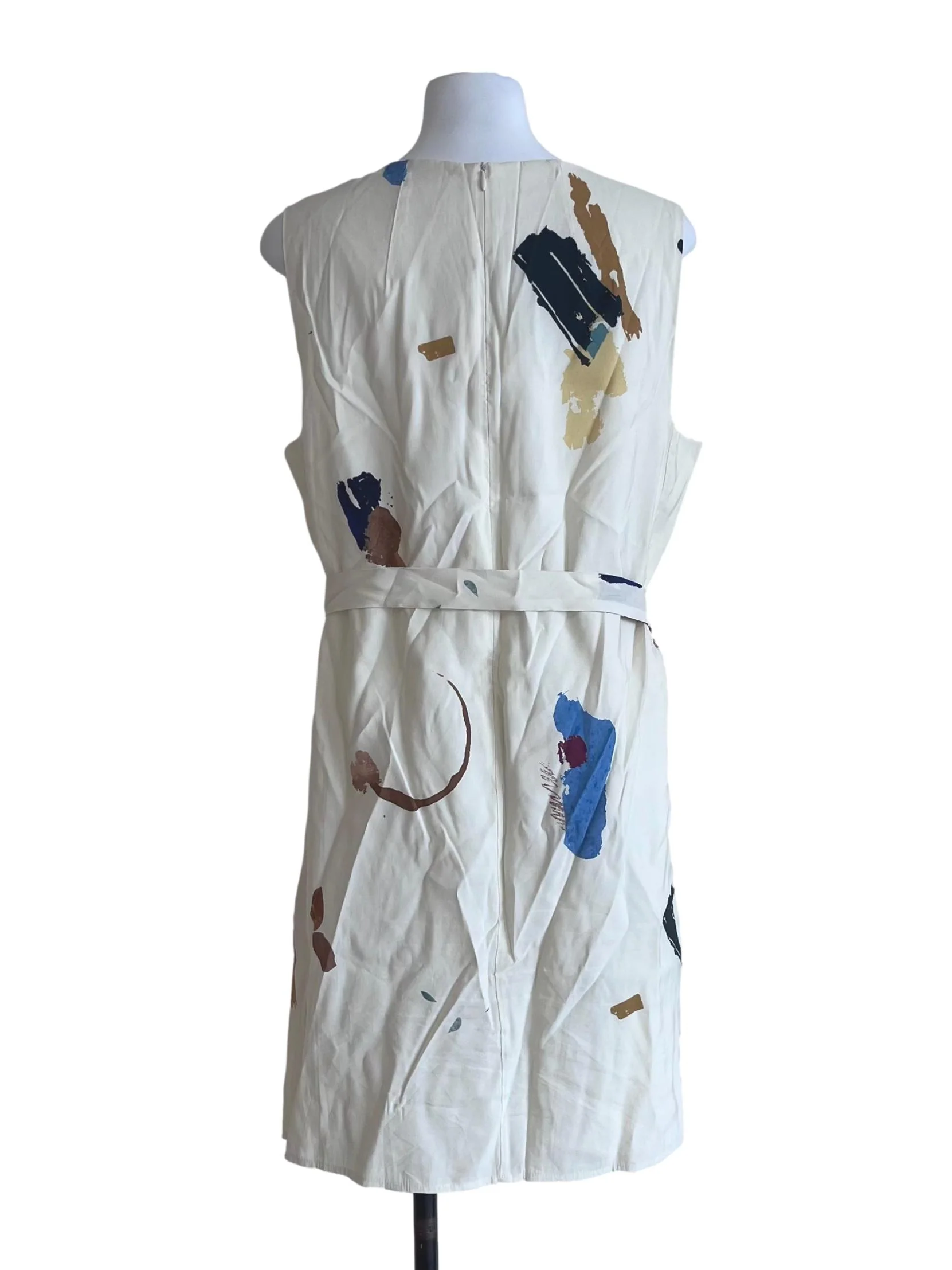 Fragments White Shift Dress OSN - Image 2