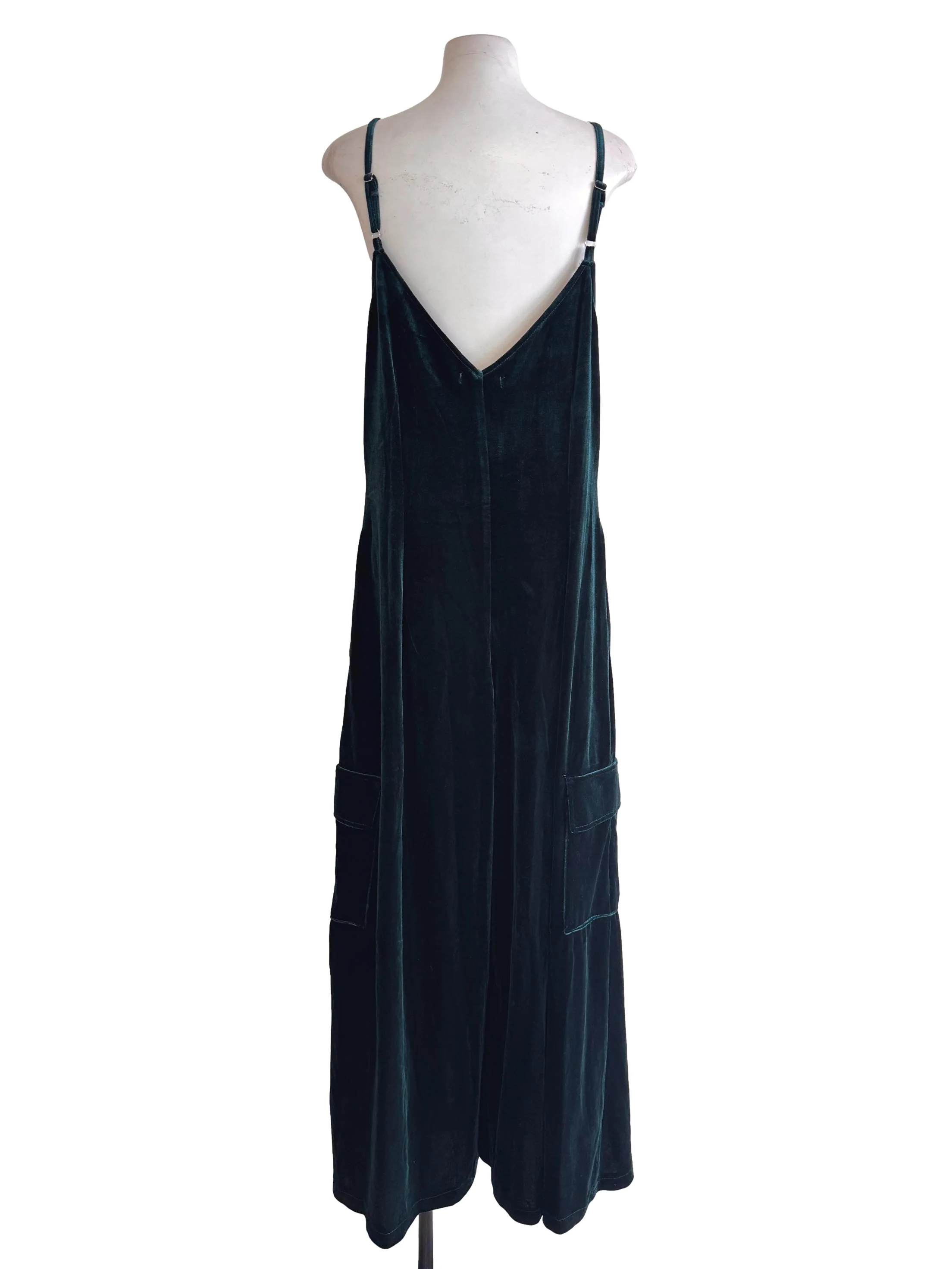 Green Velvety Sleeveless Jumpsuits - Image 2