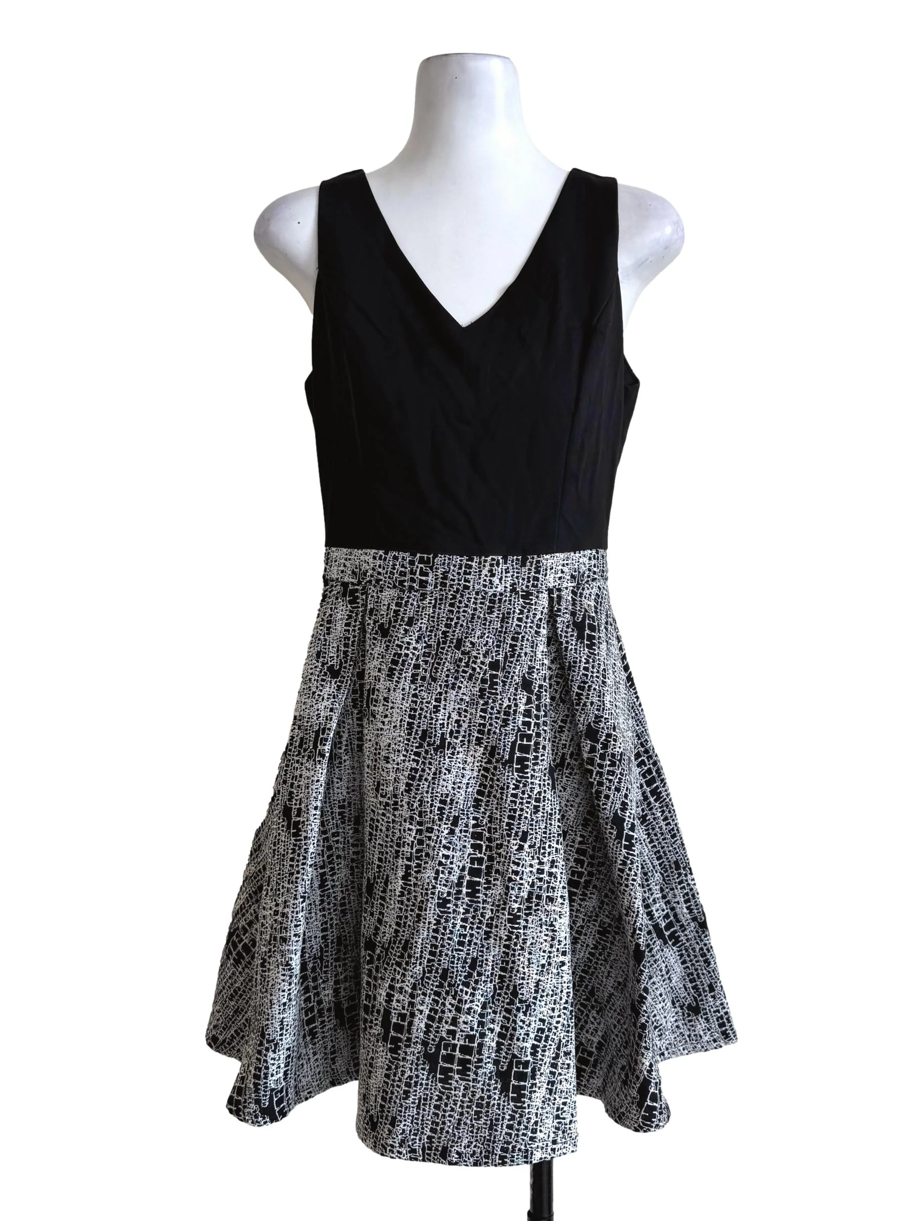 Ink Black Bottom Prints V Neck Empire Dress