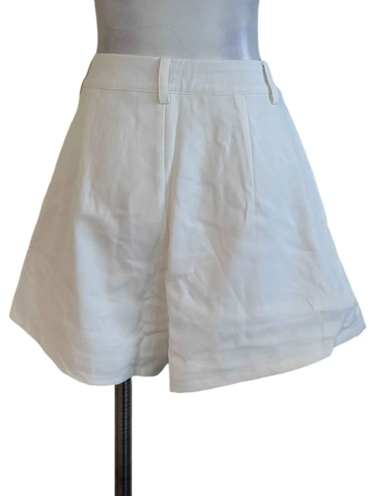Ivory White Casual Shorts - Image 2
