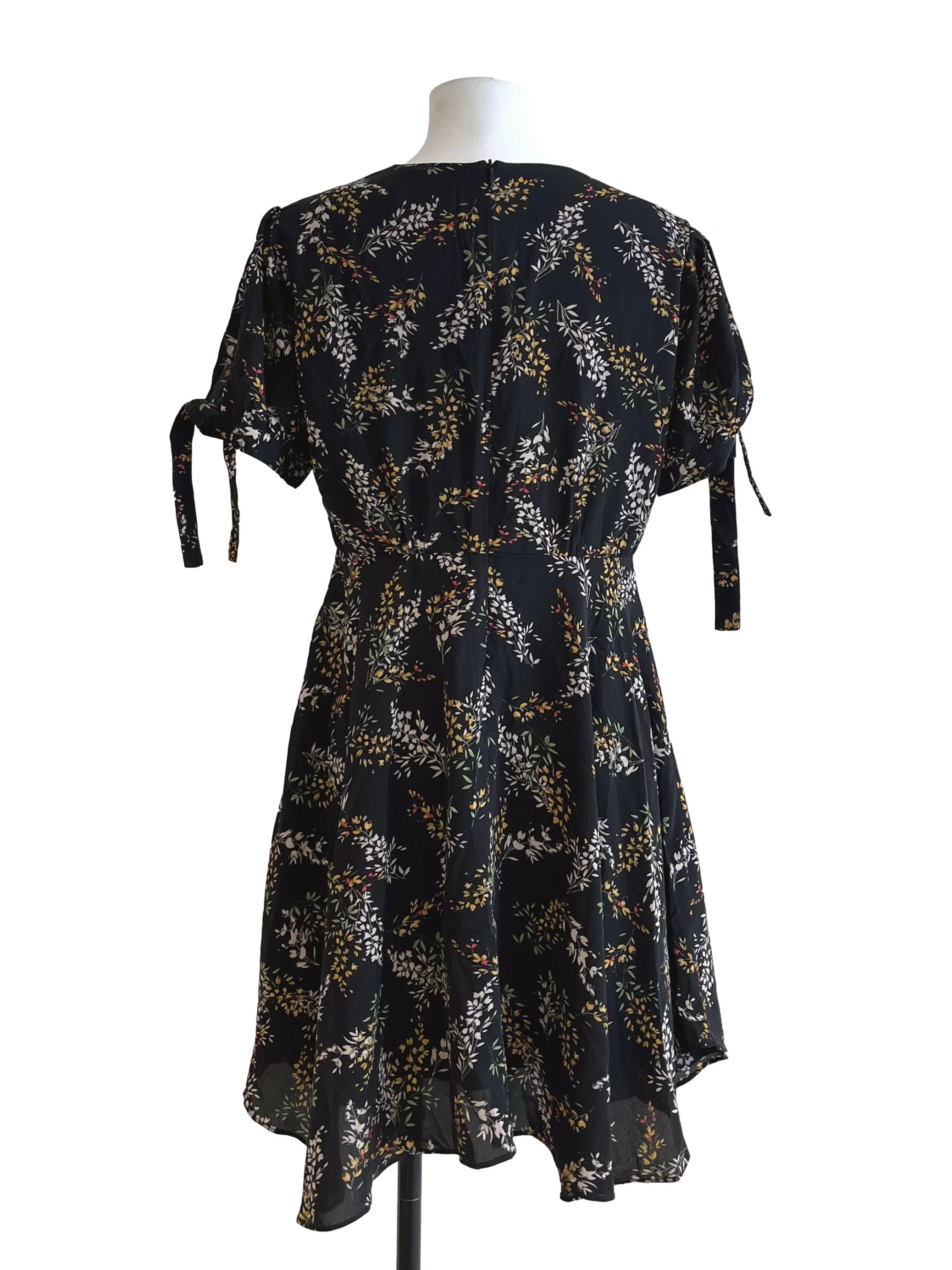 Jade Black Floral Printed Loop Mini Dress TCL - Image 2