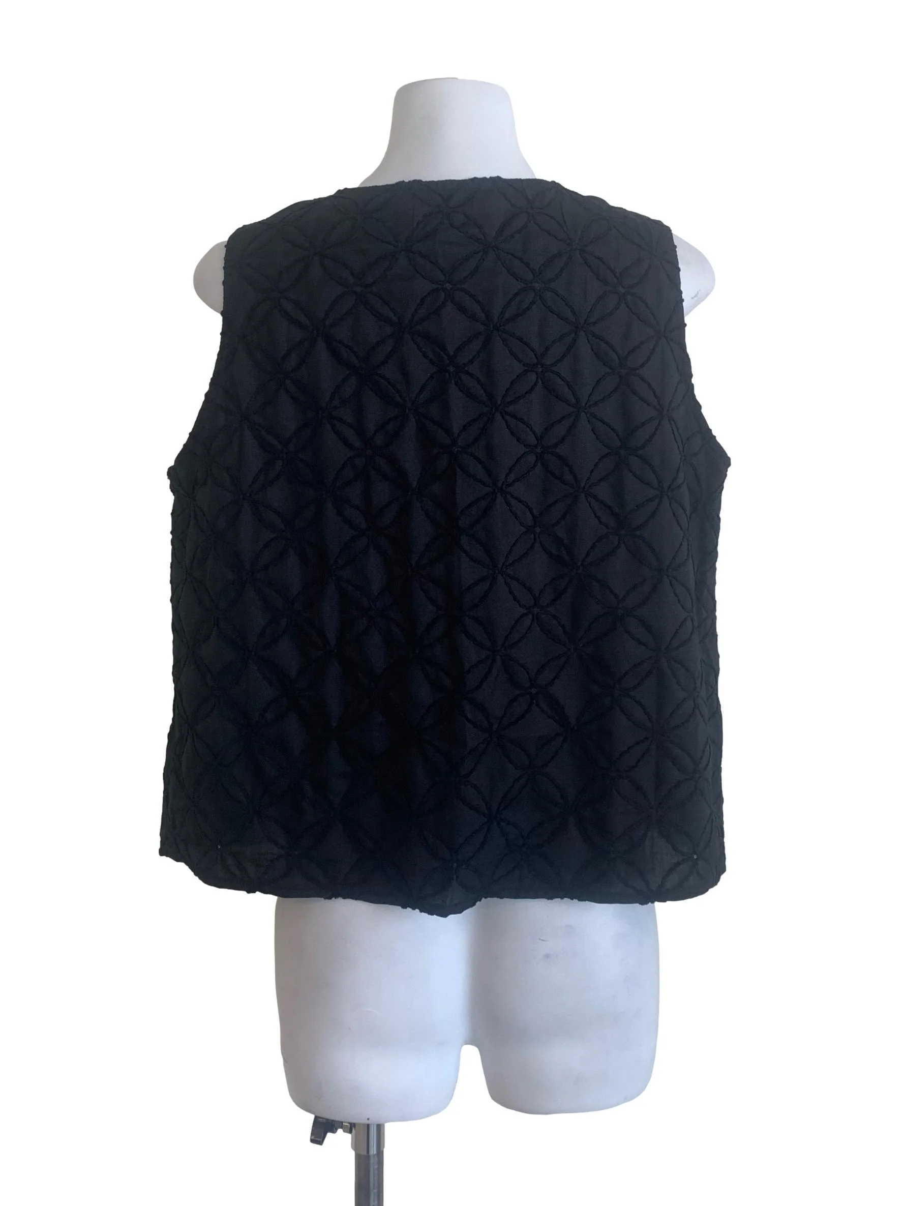 Jade Black Textured Top - Image 2