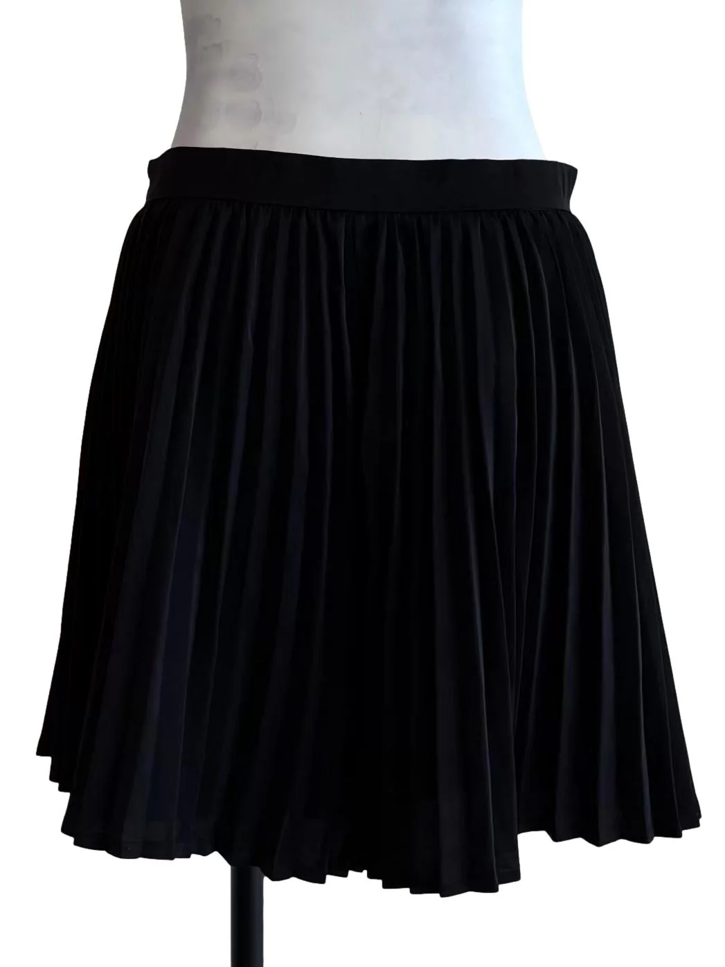 Jet Black Pleated Shorts - Image 2