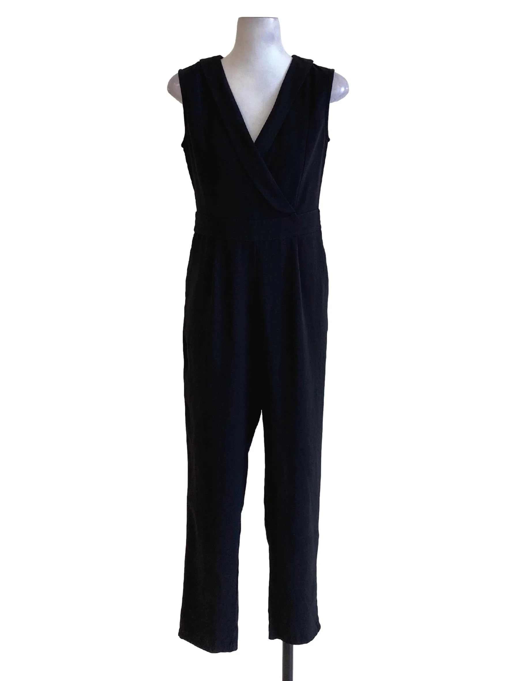 Jet Black V-Neck Jumpsuit TEM