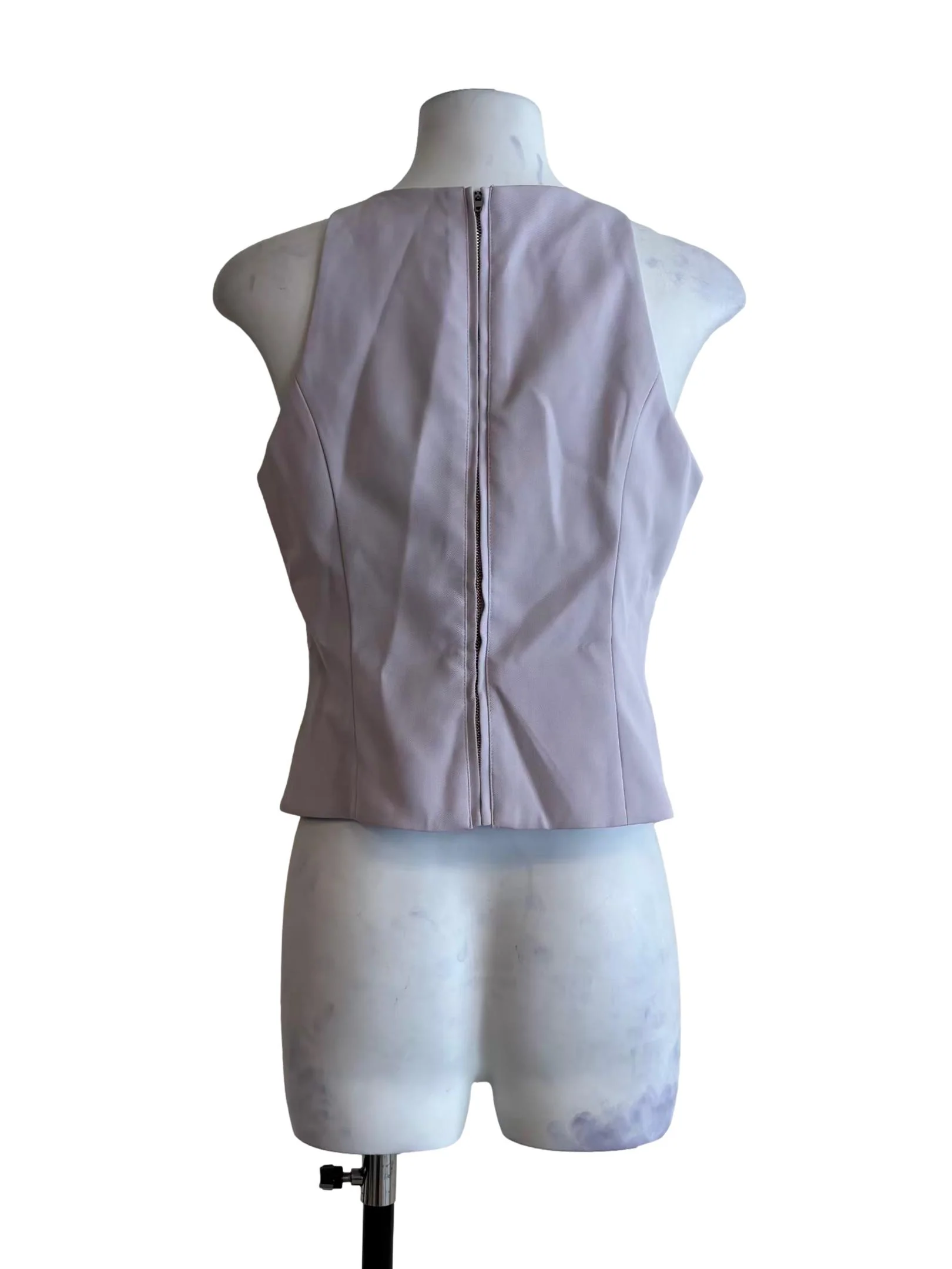 Lavender Sleeveless Fitted Top - Image 2