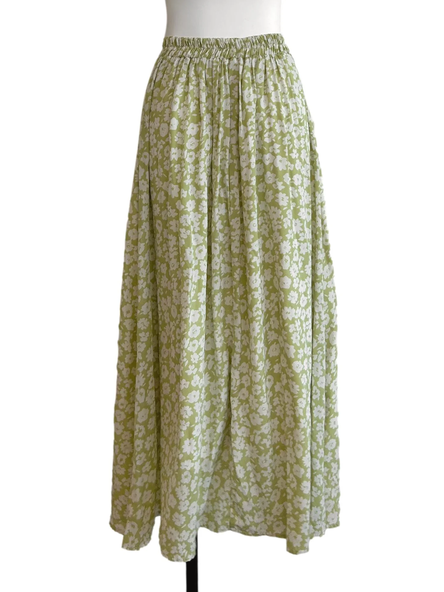 Light Green Floral Skirts - Image 2