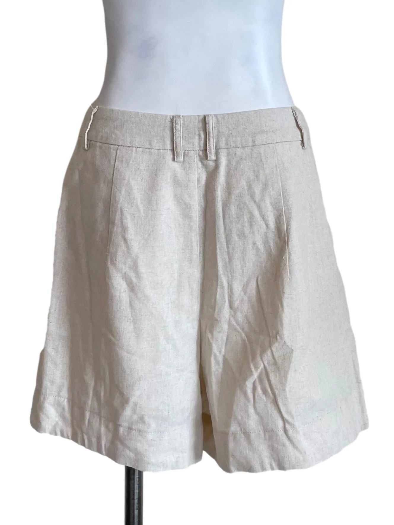 Light Linen Relaxed Shorts - Image 2