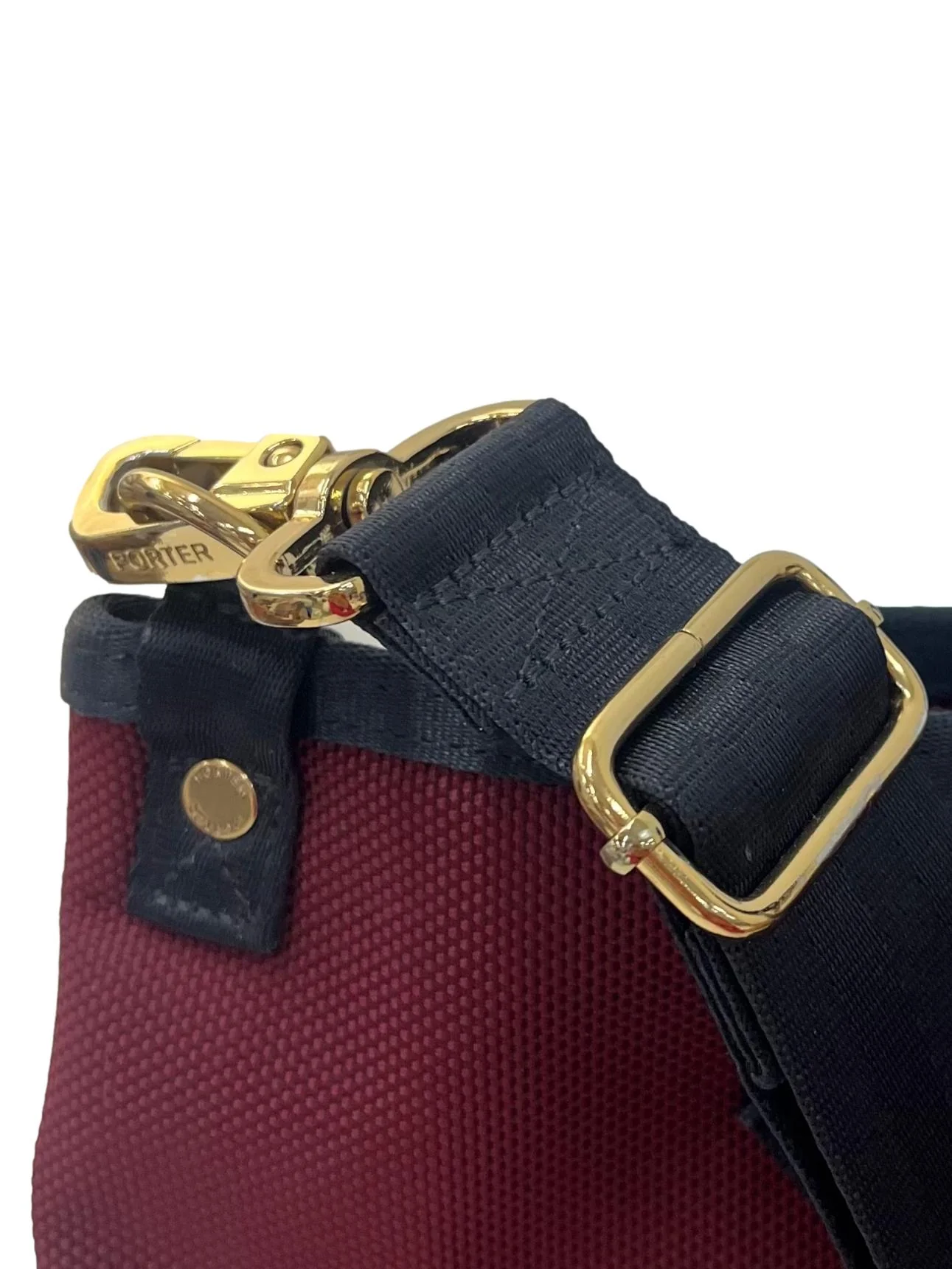 Maroon And Black Crossbody Bag With Detachable Straps - Image 5