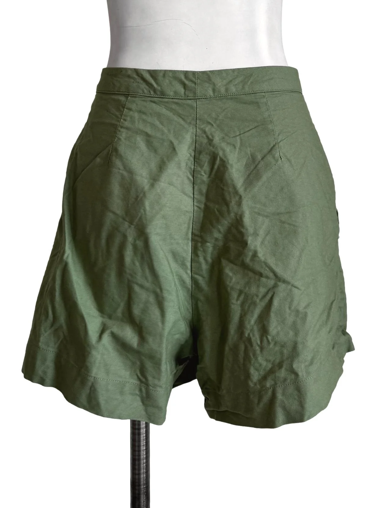 Matcha Green Short Pants LB - Image 2