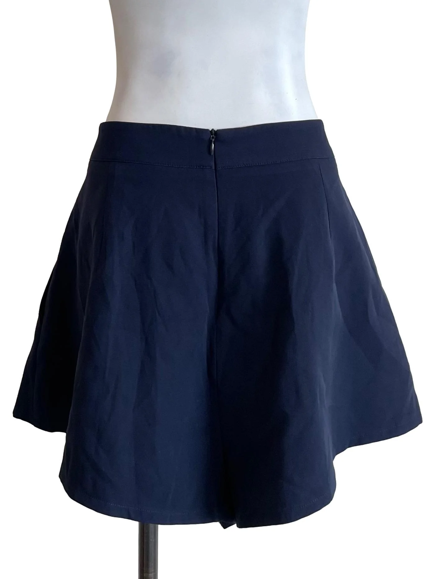 Navy Pleated Puff Skorts - Image 2