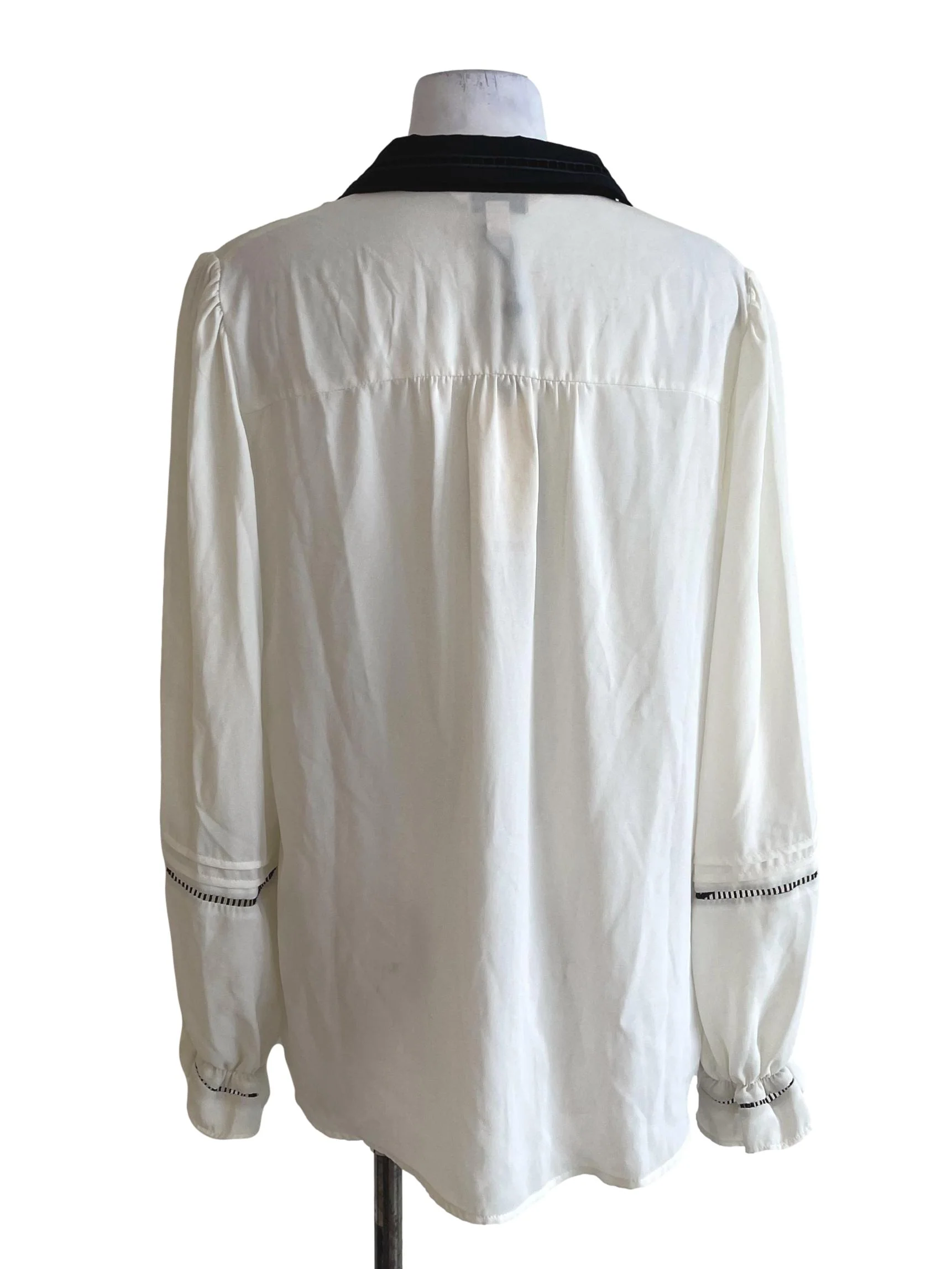 Off White Collared Top - Image 2