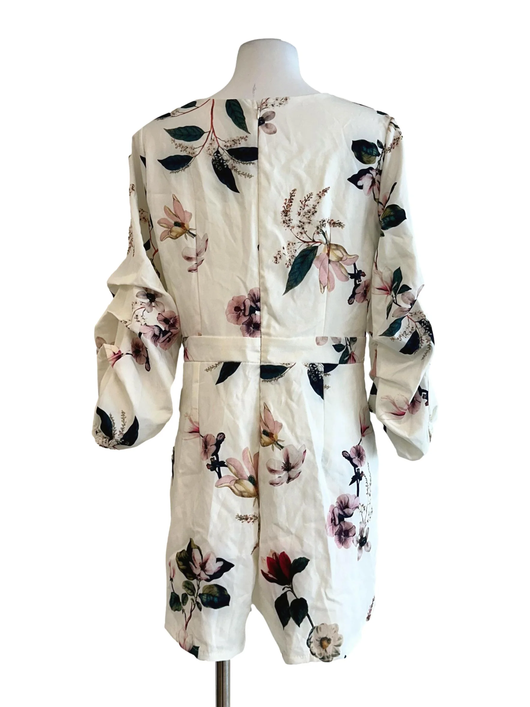 Off White Flower Pattern Romper - Image 2
