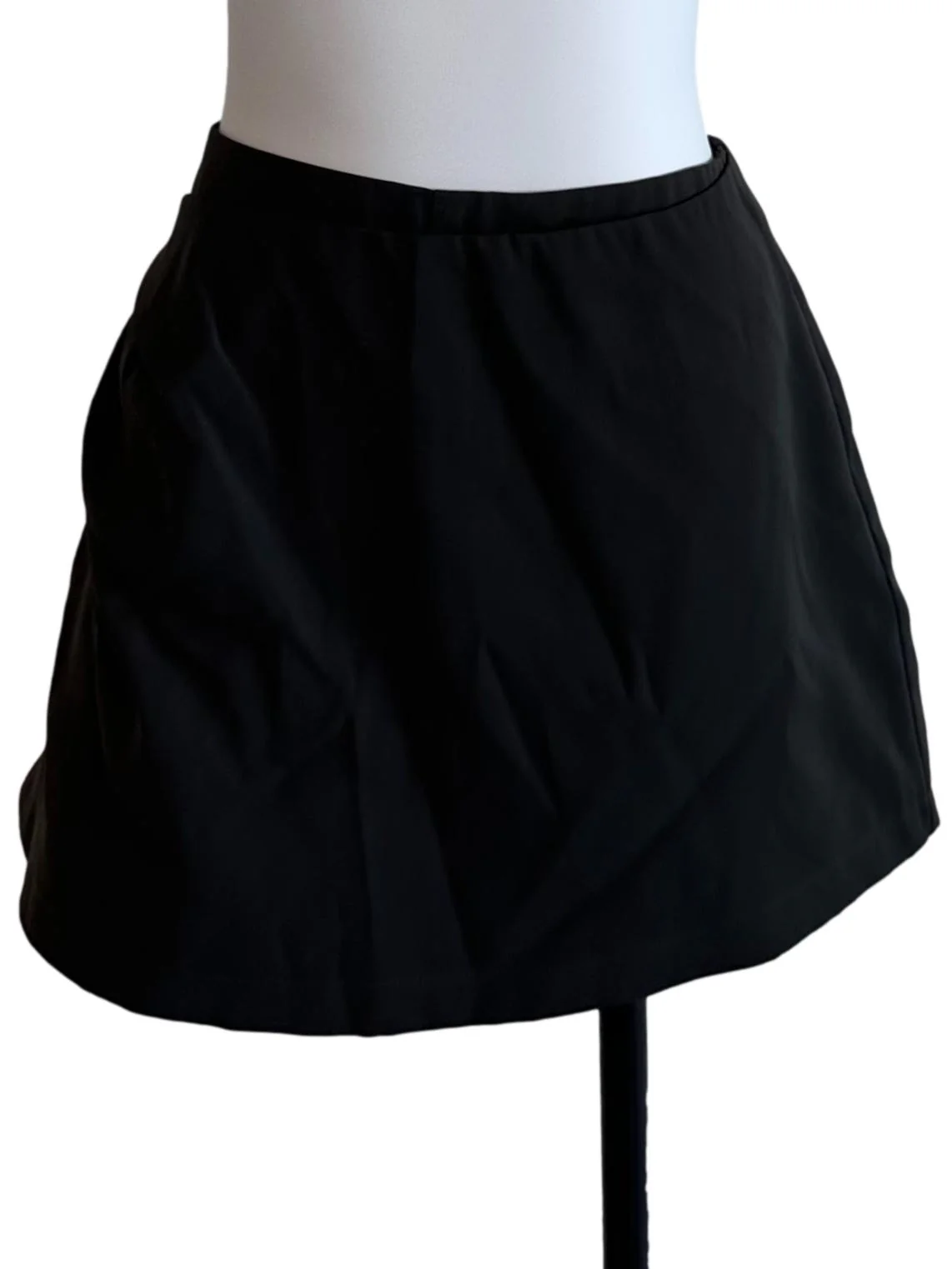Onyx Black Mini Casual Skorts