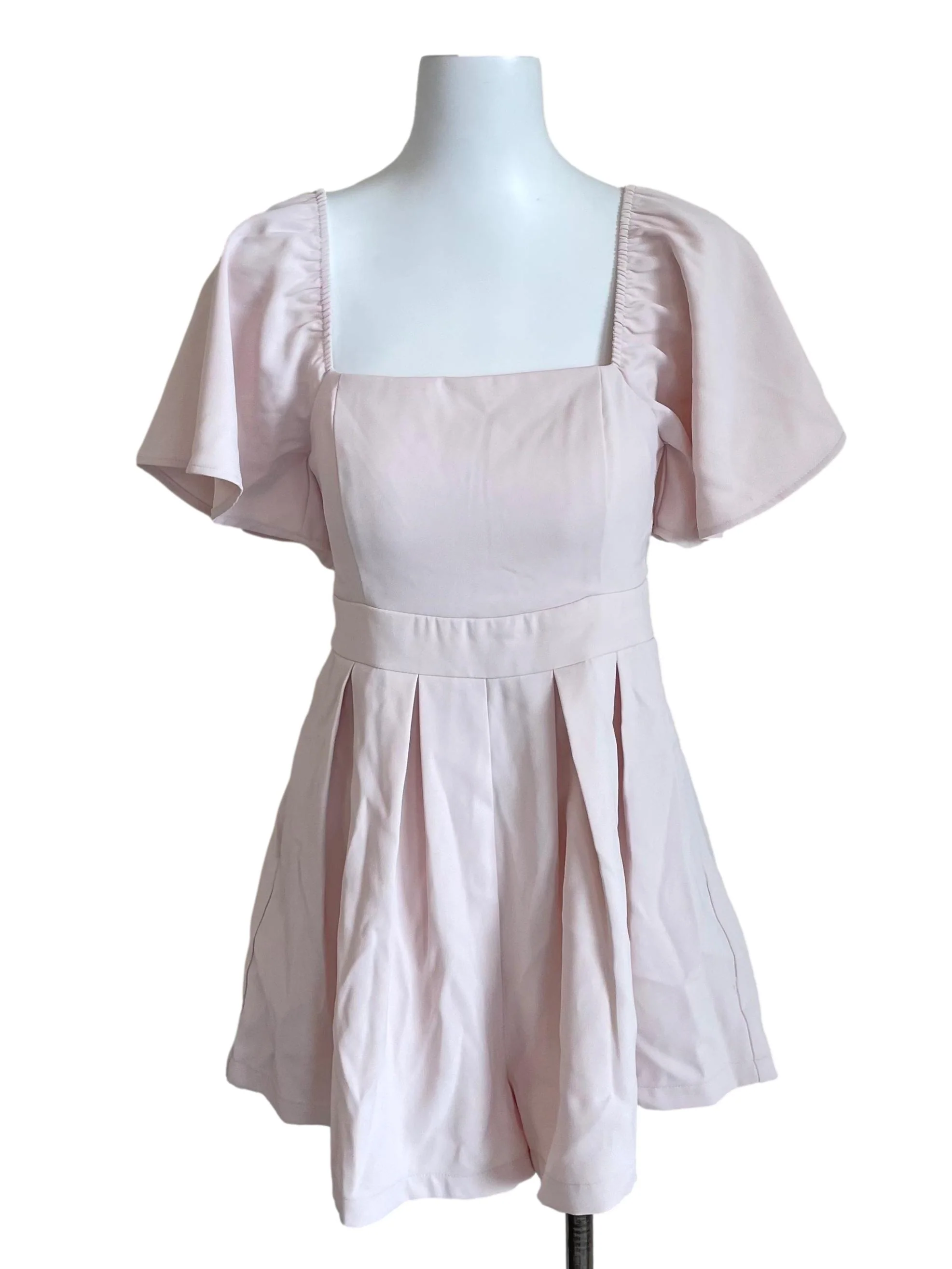 Pale Pink Butterfly Sleeves Pleated Romper