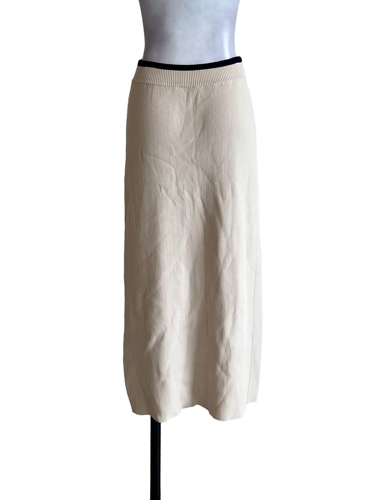 Parchment Beige Stretchable Pencil Skirt - Image 2