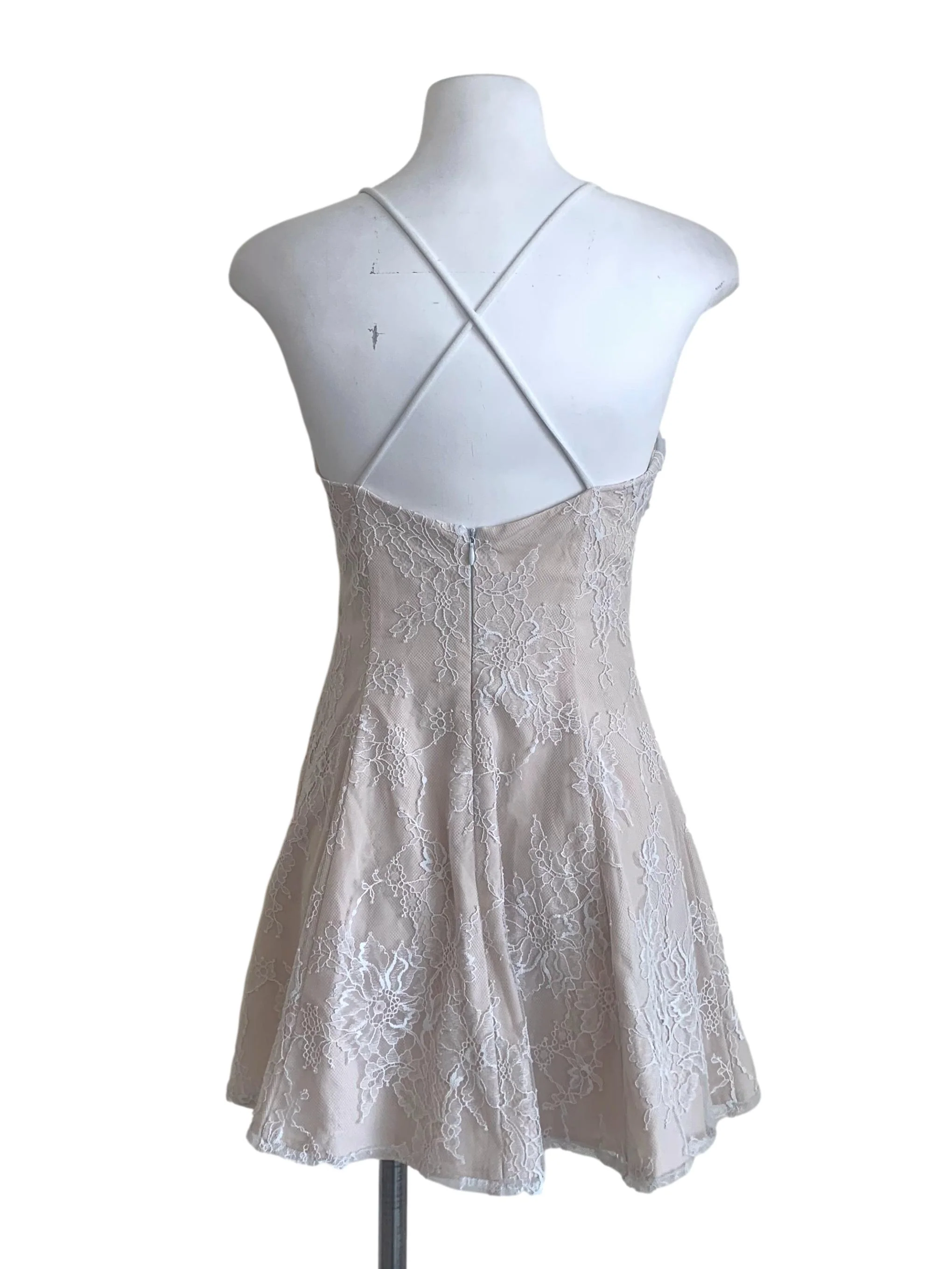 Parchment White Lace Pattern Dress - Image 2