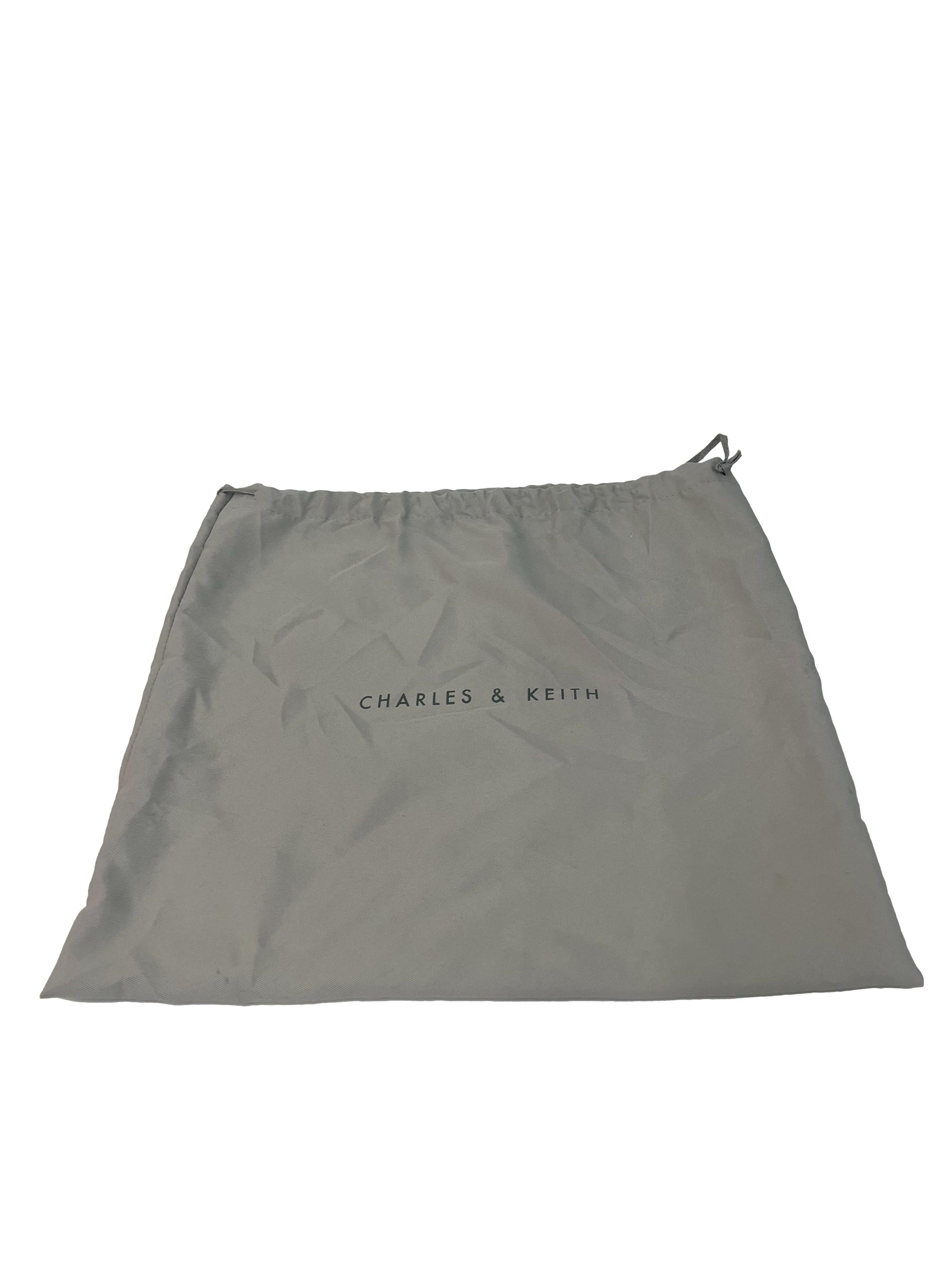 Pastel Gradient Small Shoulder Bag With Chain Straps - Image 9