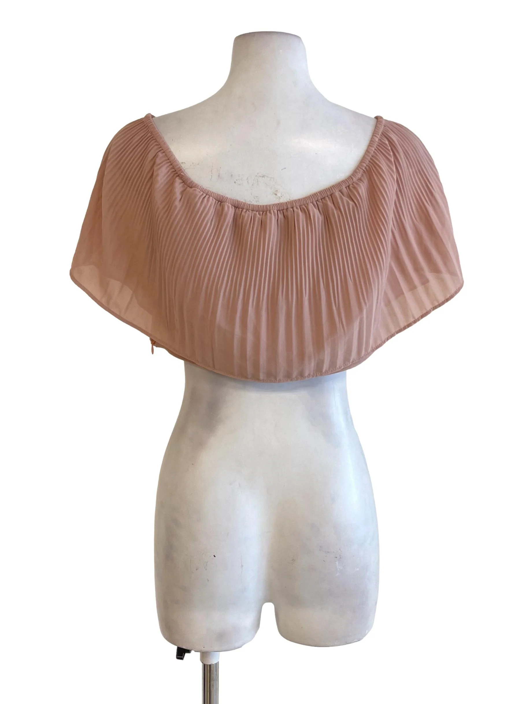 Peachy Pink Pleated Off Shoulder Crop Top - Image 2