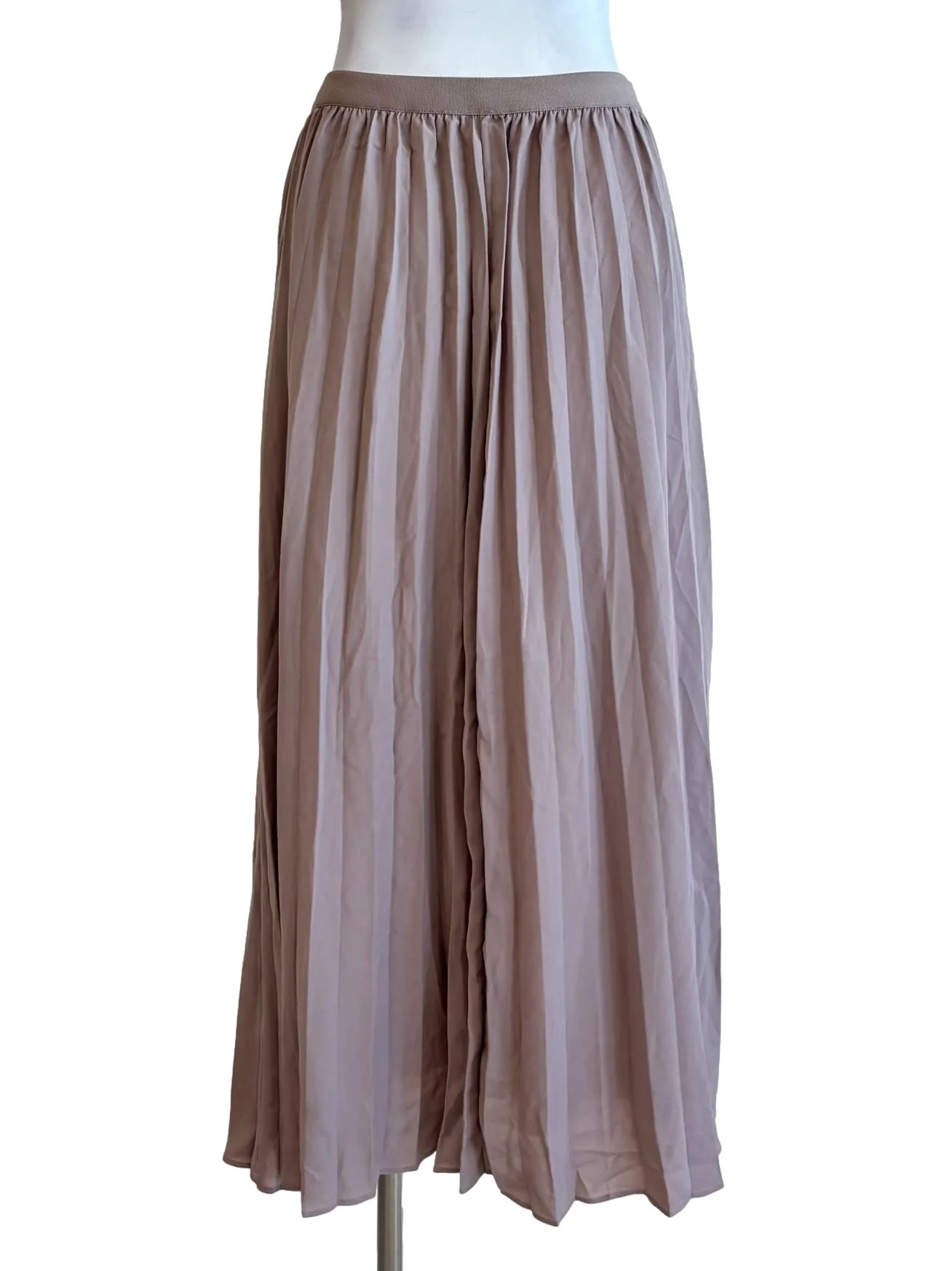 Puce Pink Pleated Chiffon Skirt - Image 2