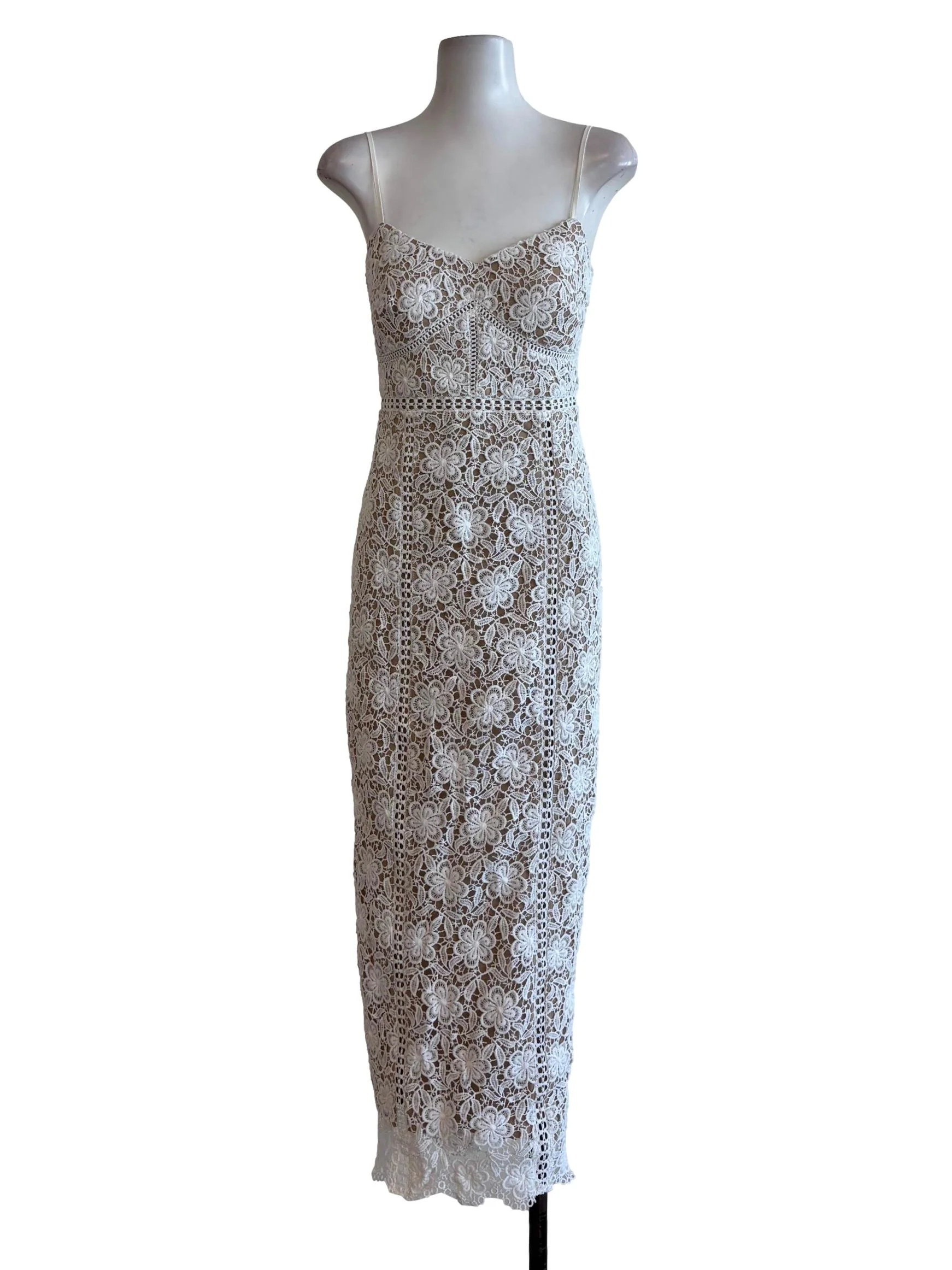 Pure White Floral Lace Lined Fitted Dress